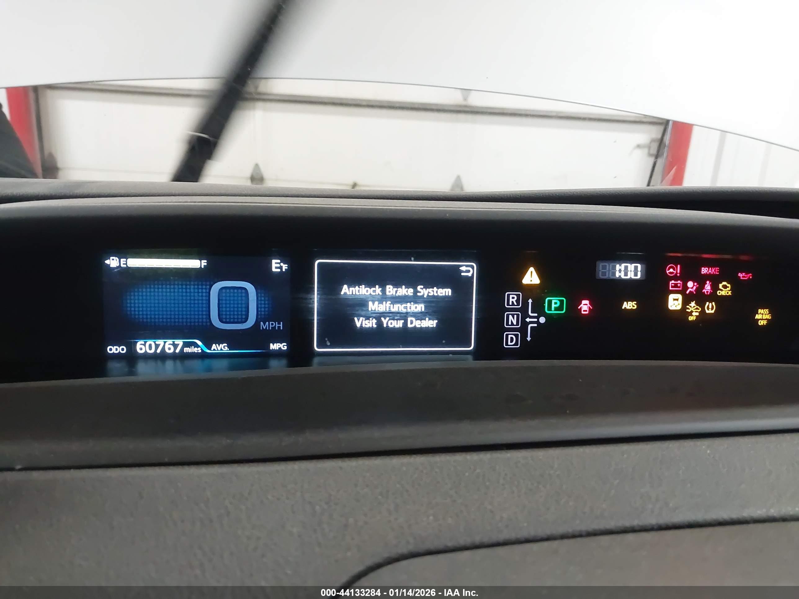TOYOTA PRIUS image 7