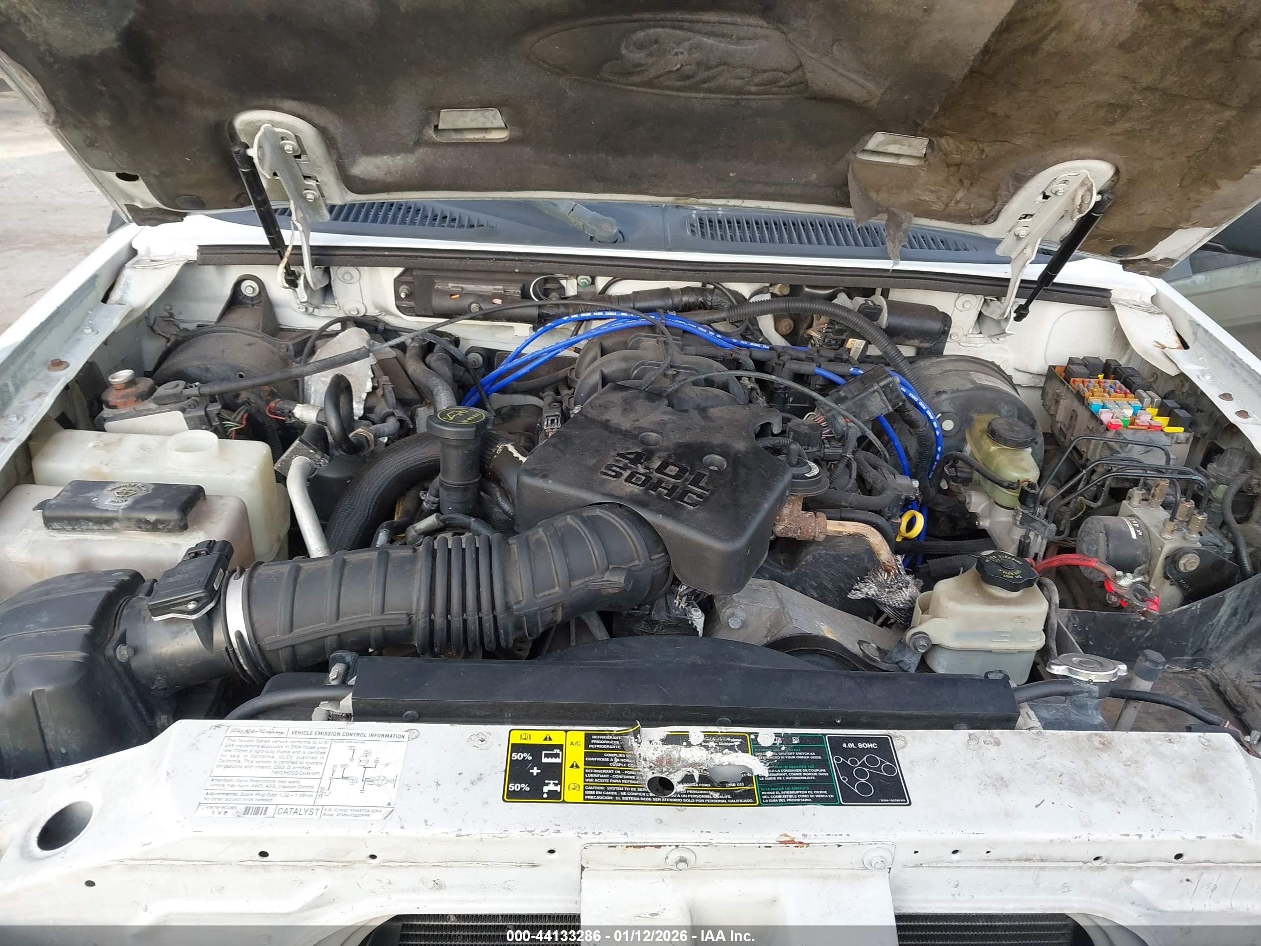 FORD EXPLORER image 10