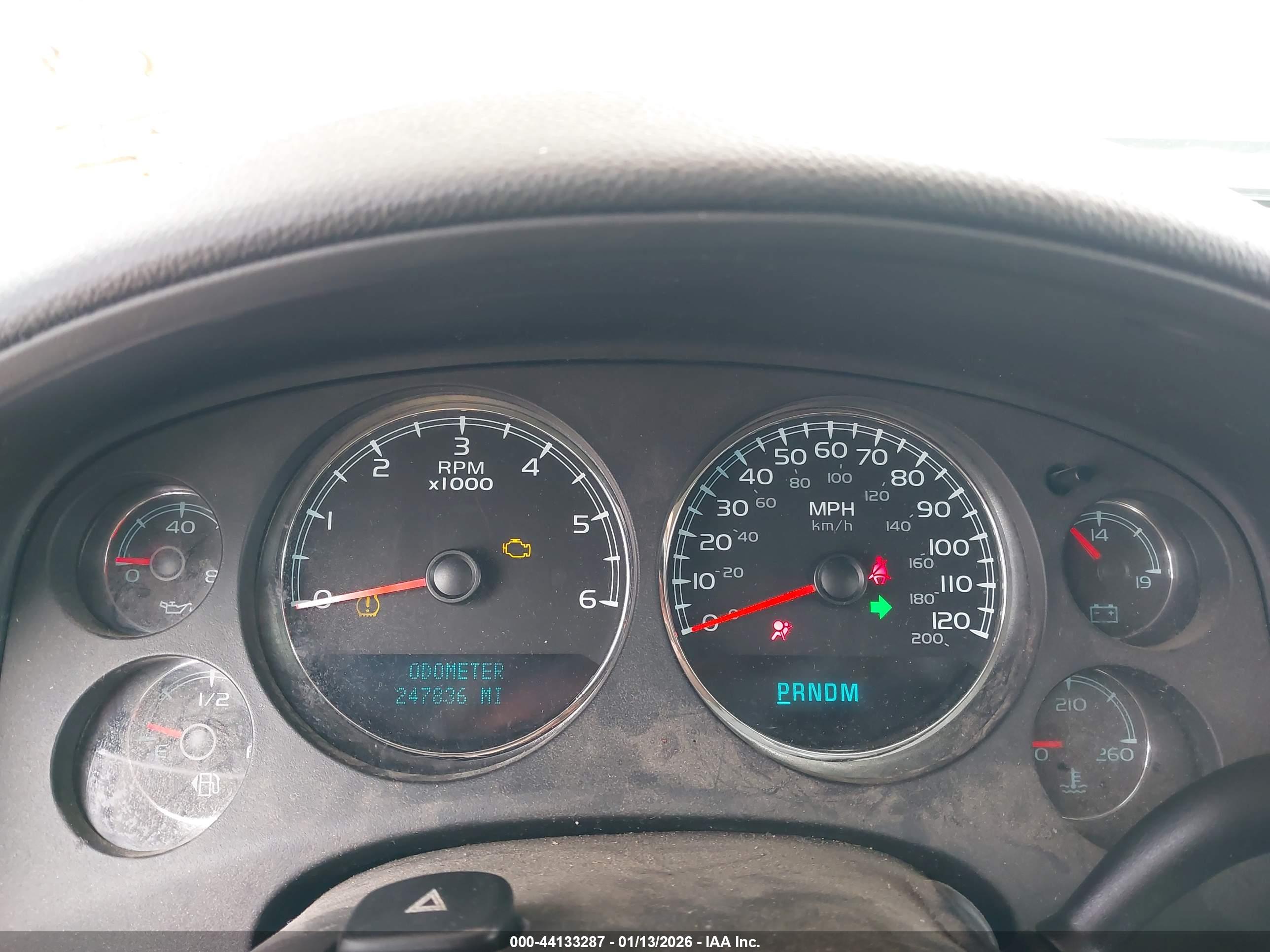 GMC YUKON image 7