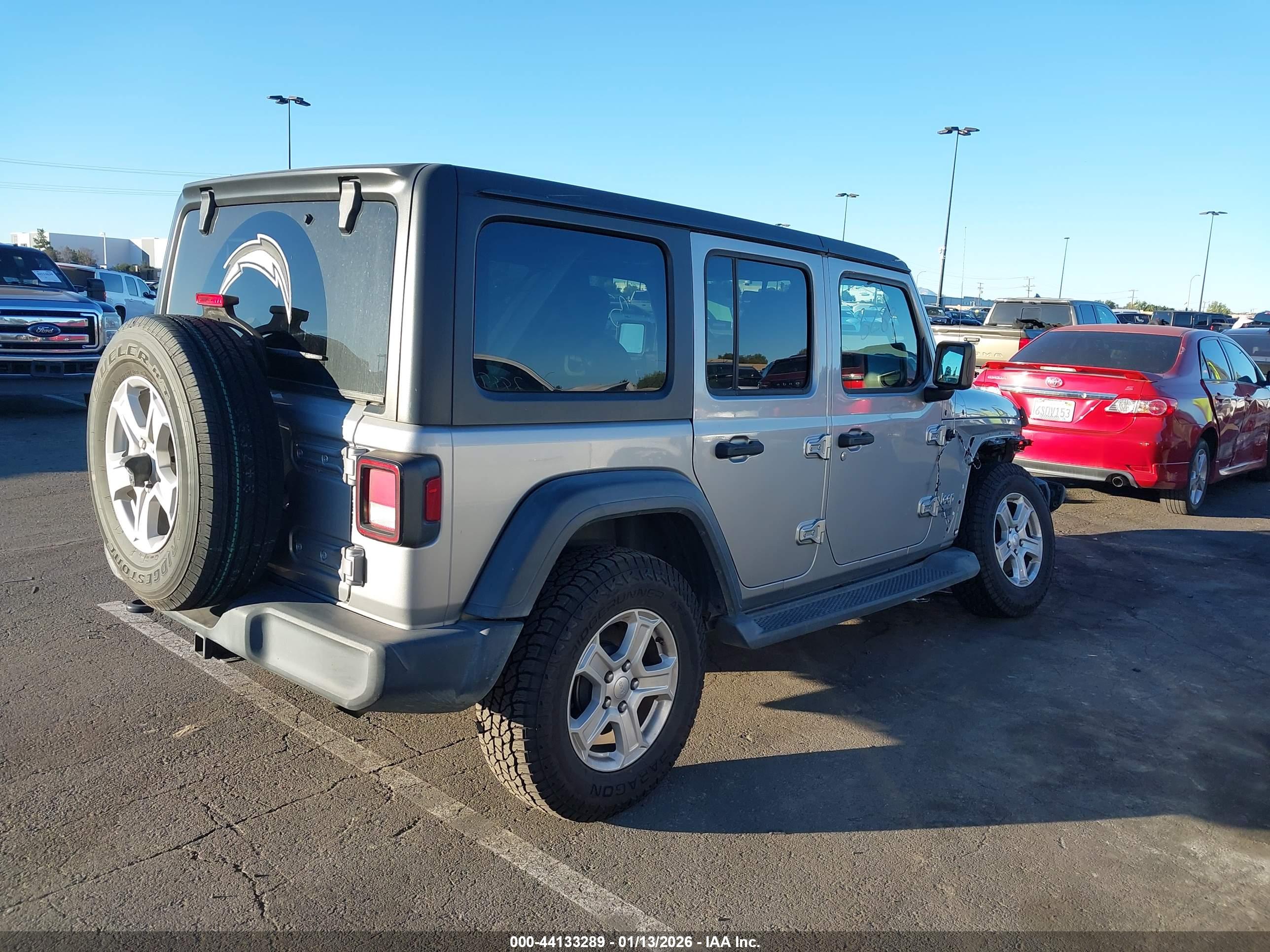 JEEP WRANGLER image 4