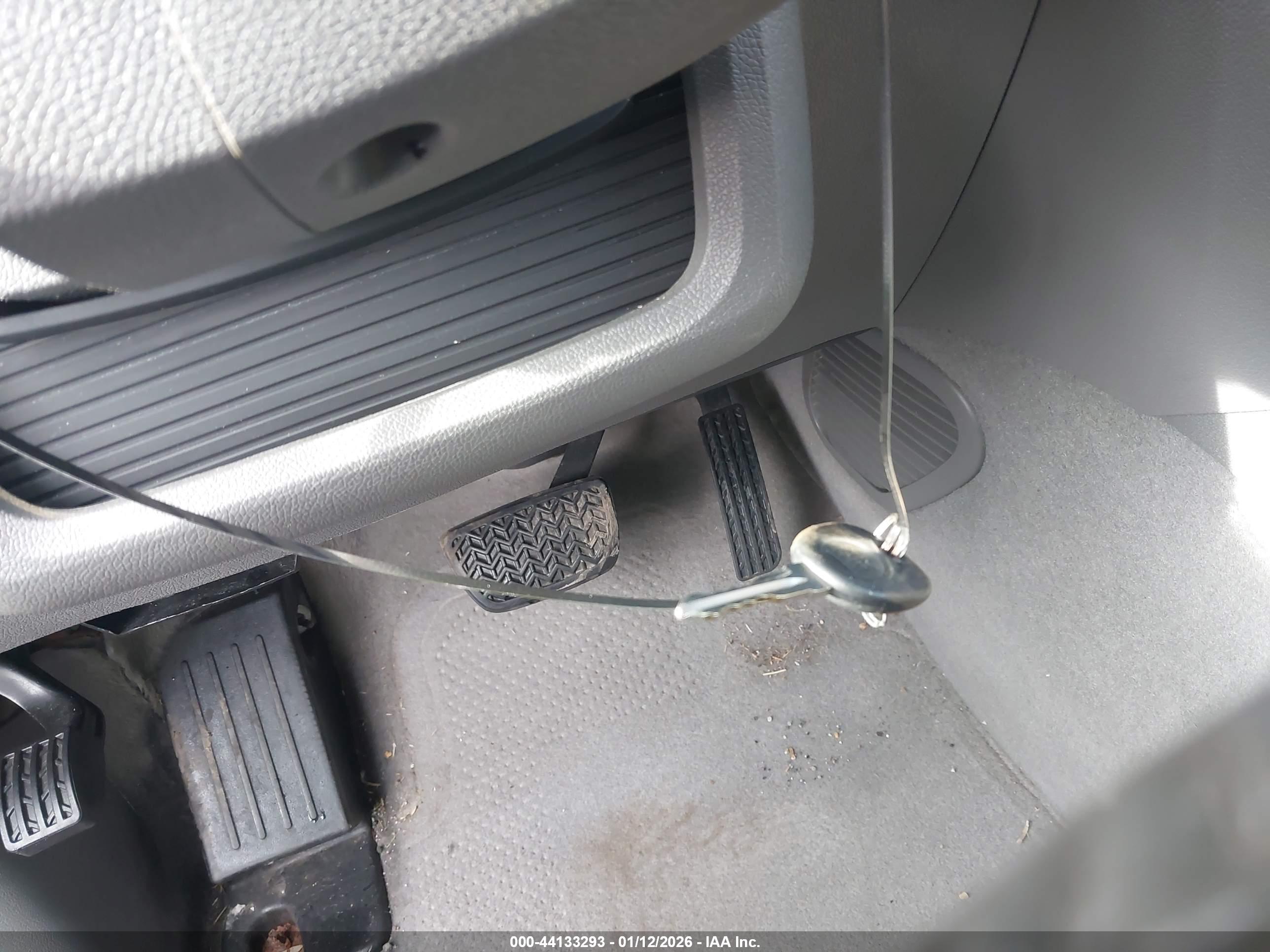 CHEVROLET TRAVERSE image 11
