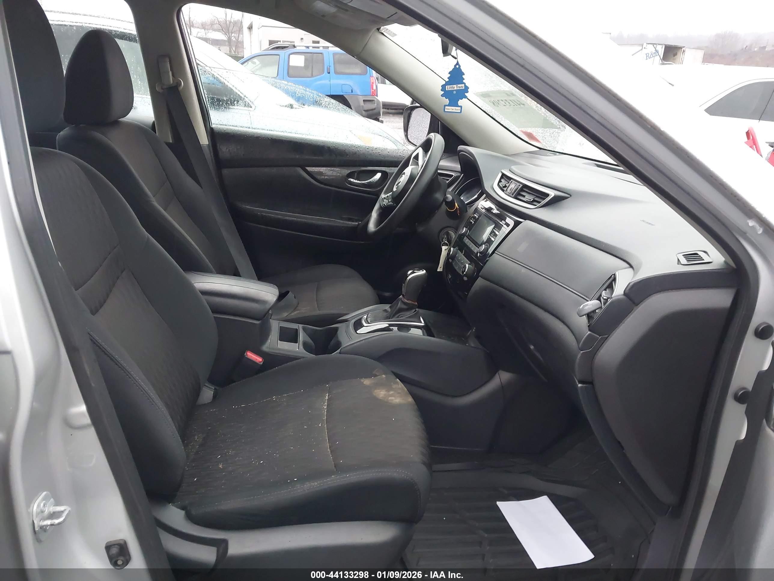 NISSAN ROGUE image 5