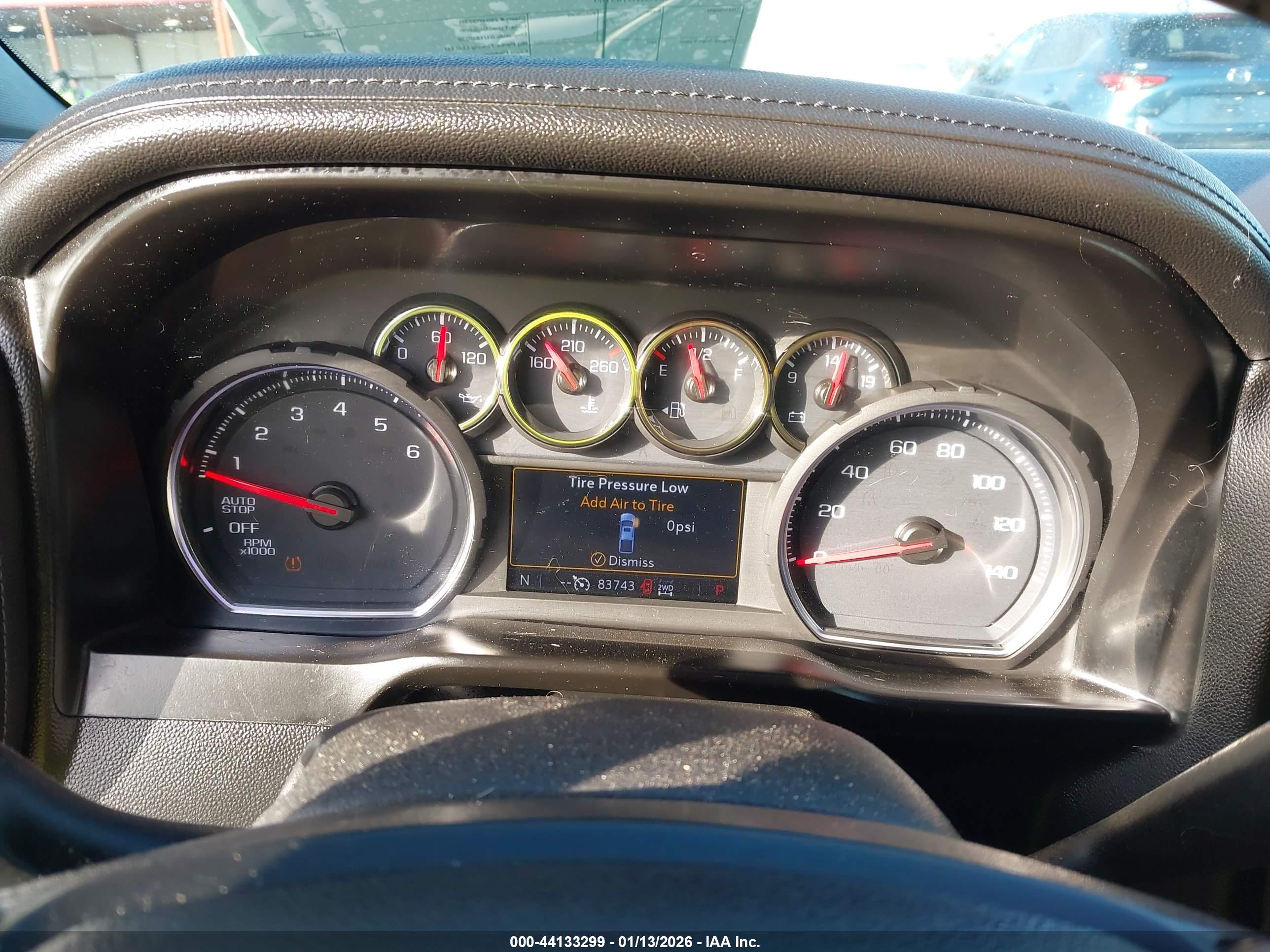 CHEVROLET SILVERADO image 7