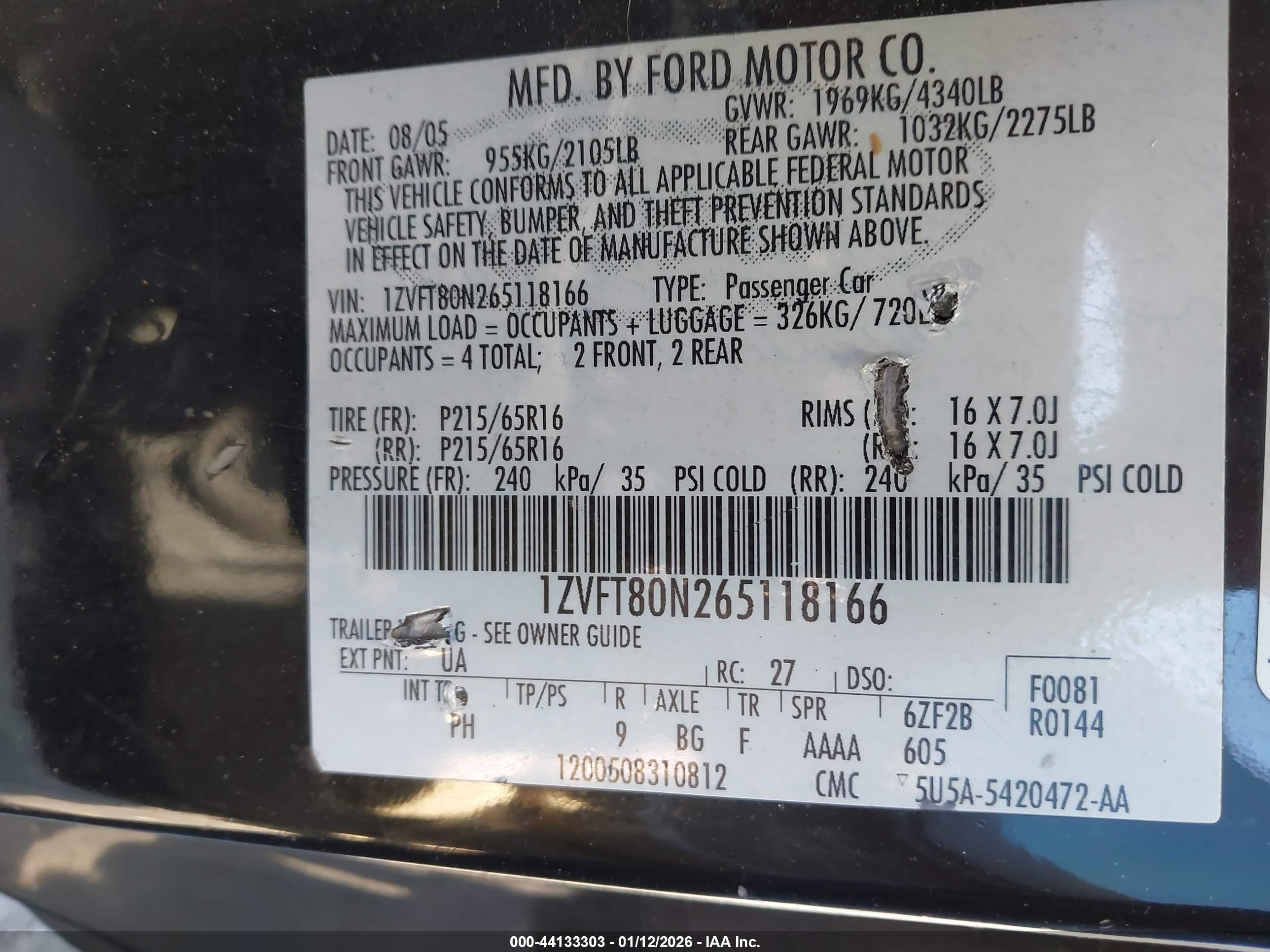 FORD MUSTANG image 9
