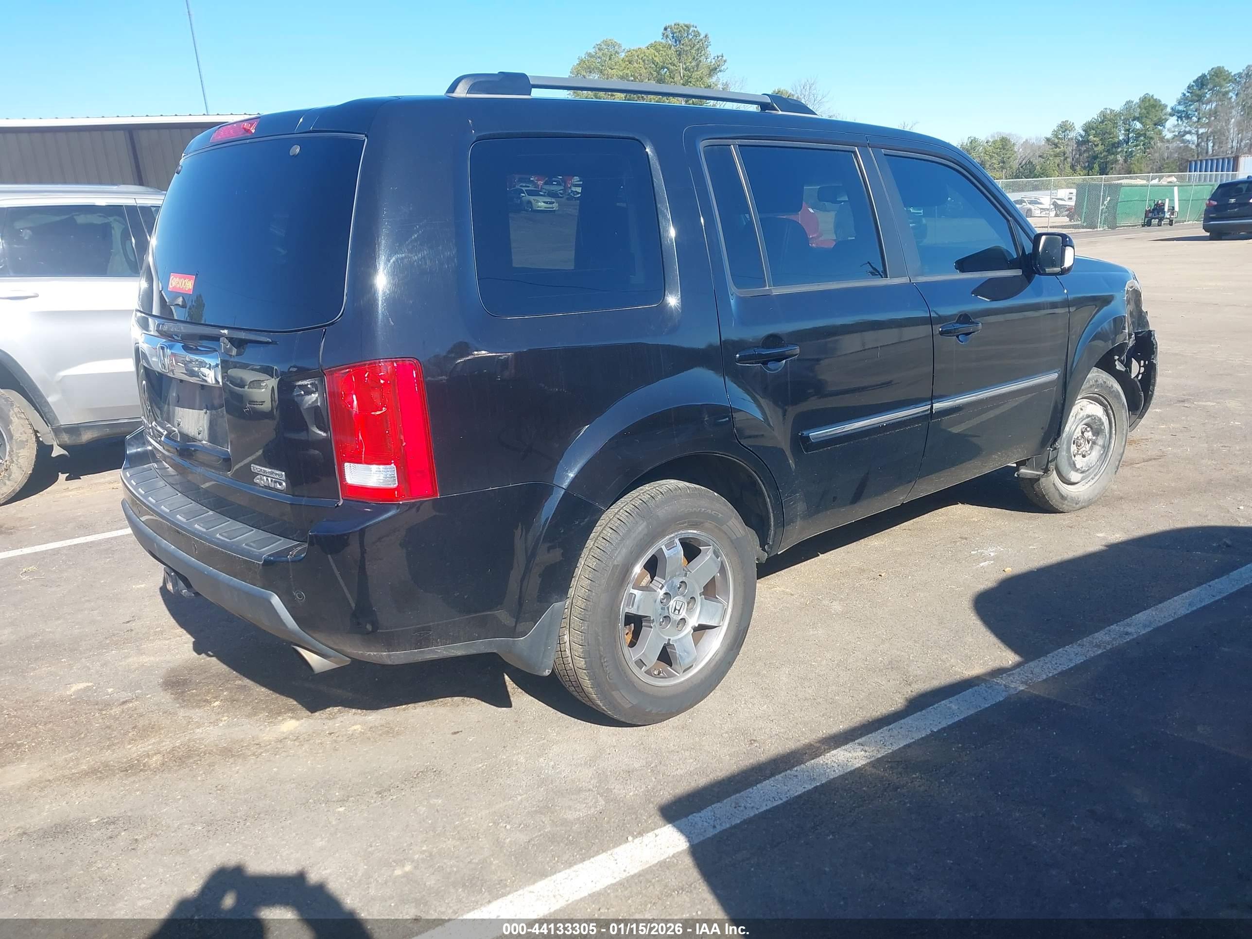HONDA PILOT image 4