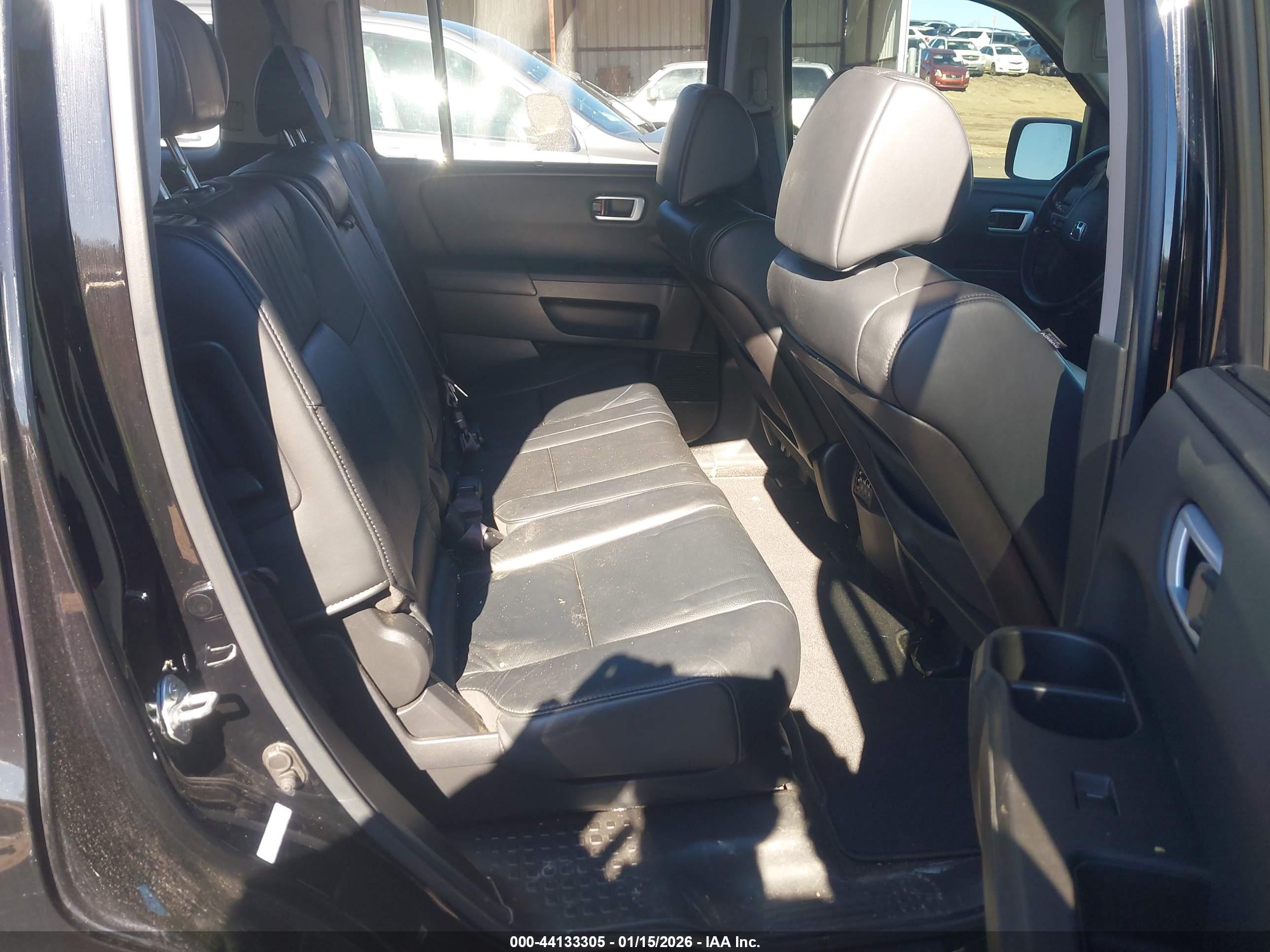 HONDA PILOT image 8
