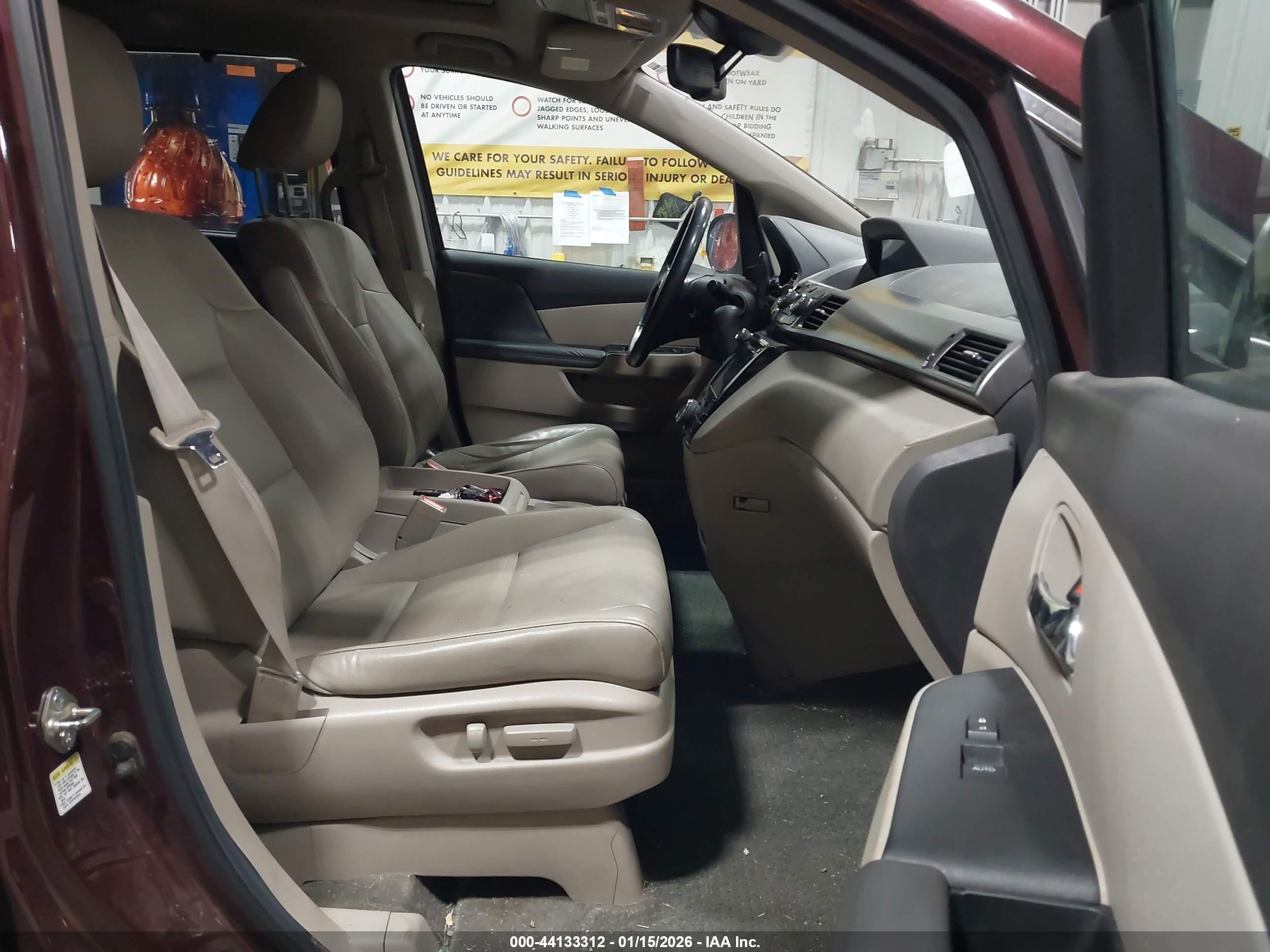 HONDA ODYSSEY image 5