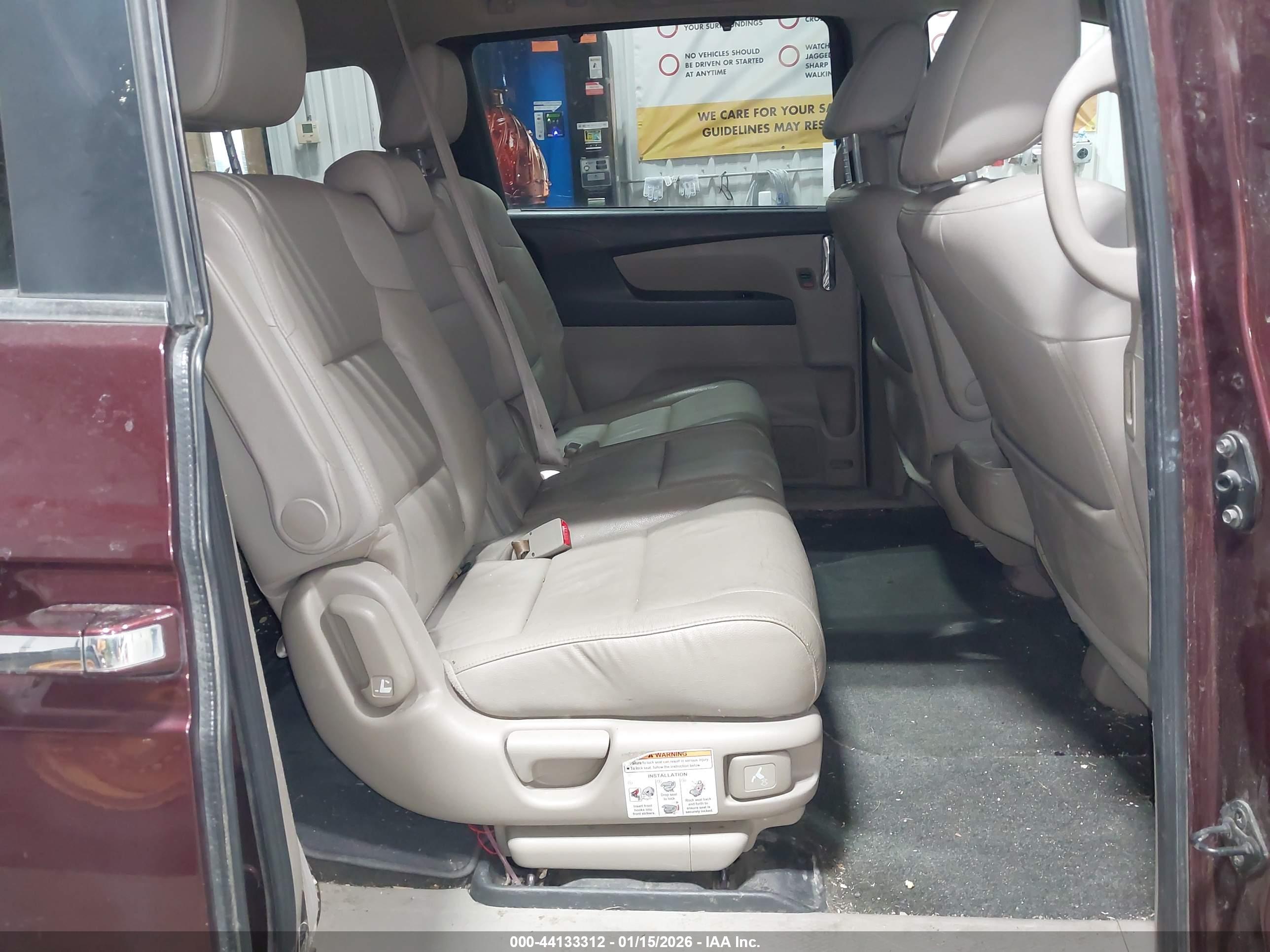 HONDA ODYSSEY image 8