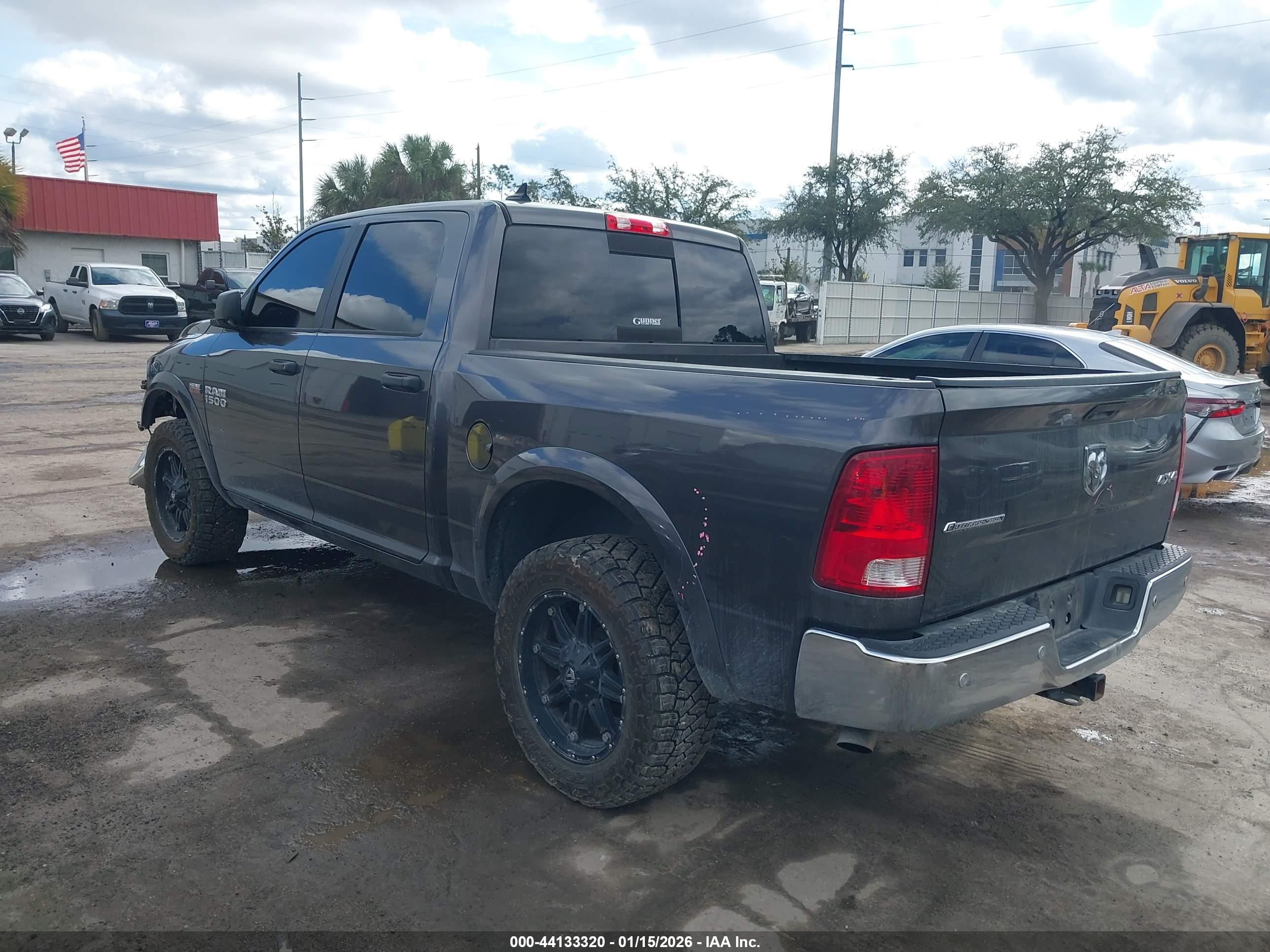 RAM 1500 image 3