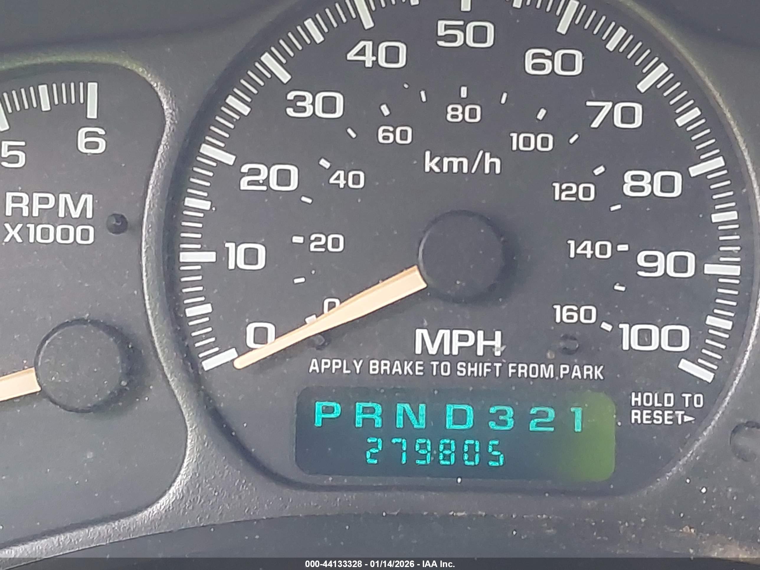 CHEVROLET SILVERADO image 7