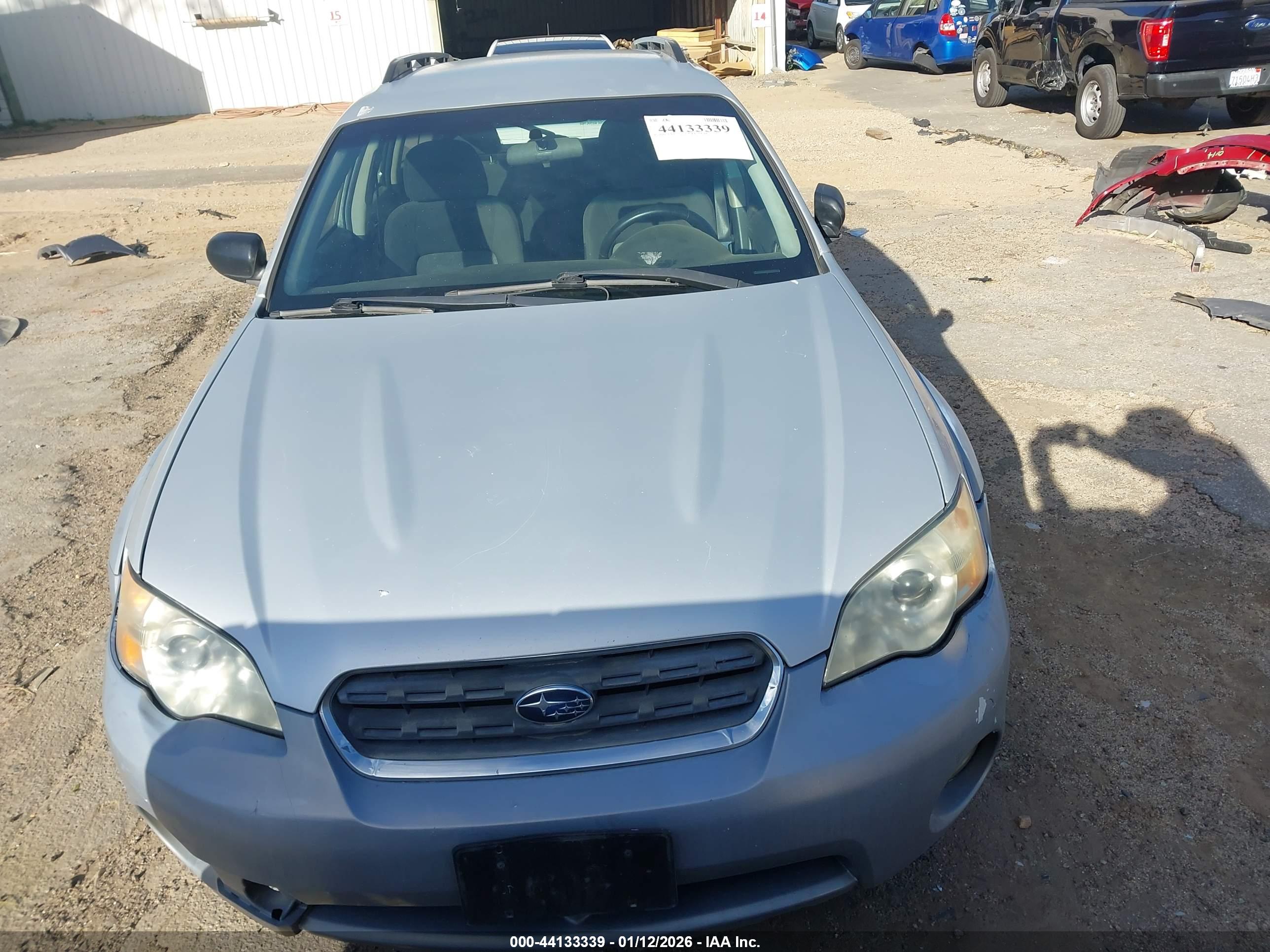 SUBARU OUTBACK image 6