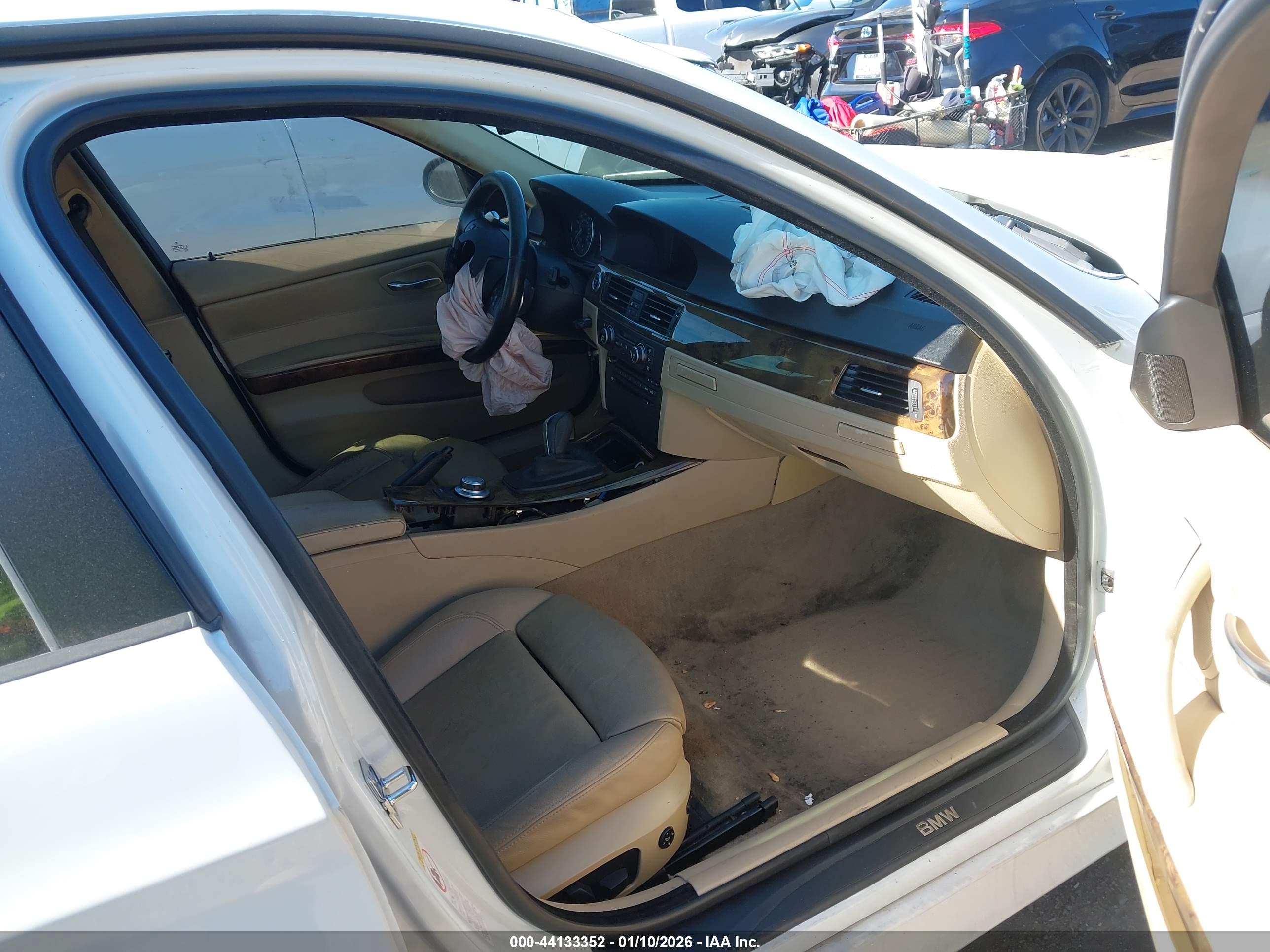 BMW 328I image 5