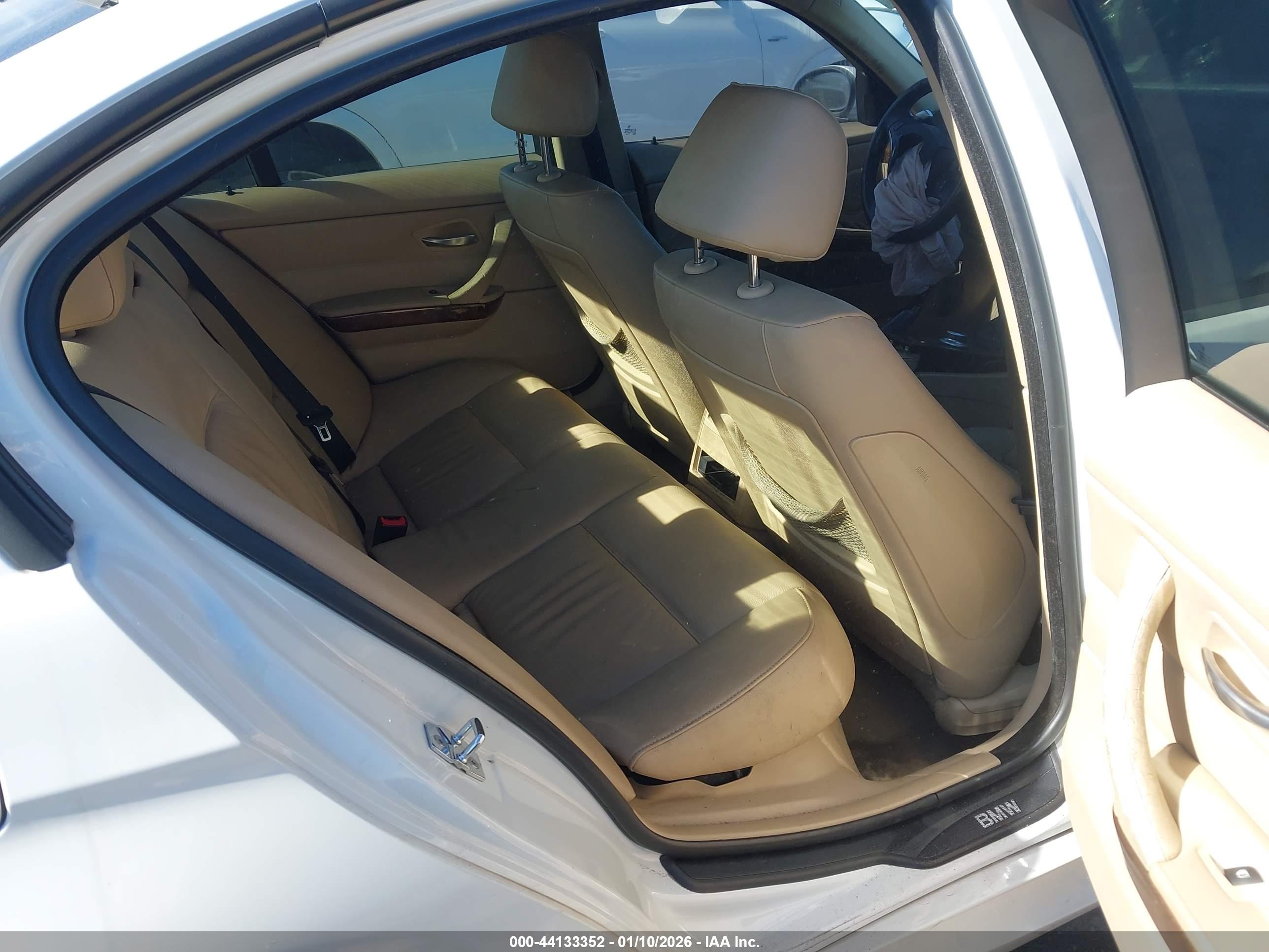 BMW 328I image 8