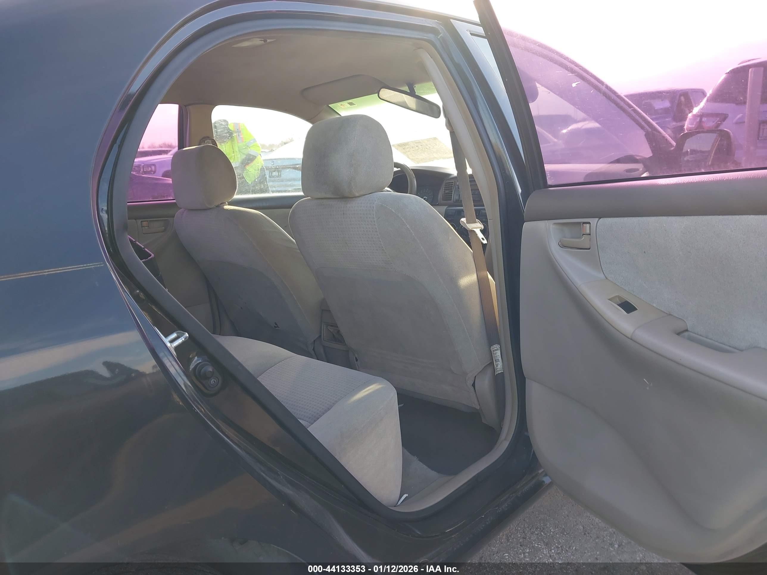 TOYOTA COROLLA image 8