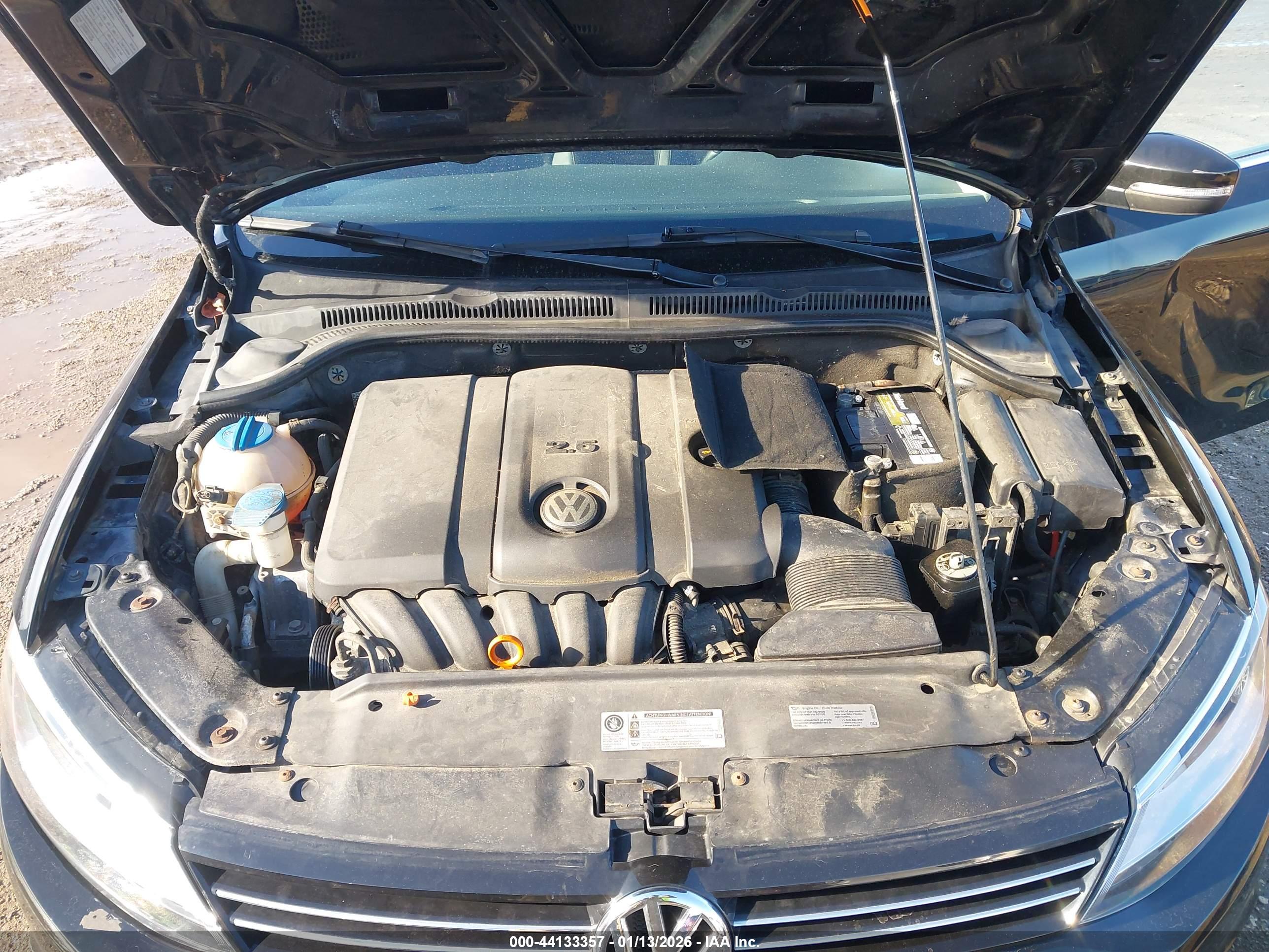 VOLKSWAGEN JETTA image 10
