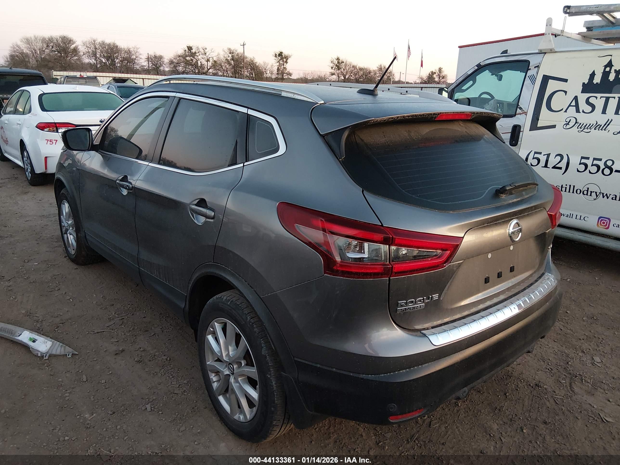 NISSAN ROGUE image 3