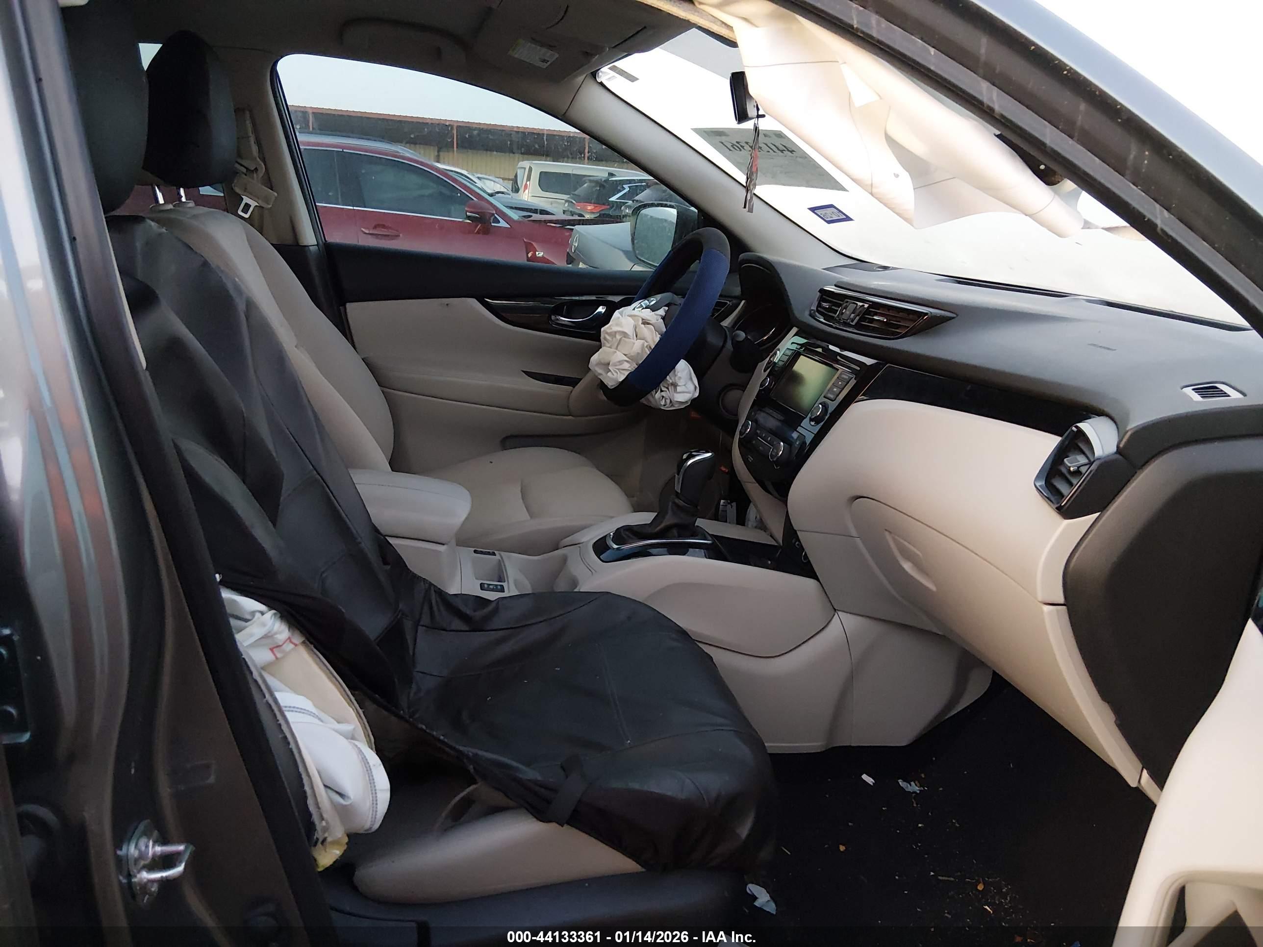 NISSAN ROGUE image 5