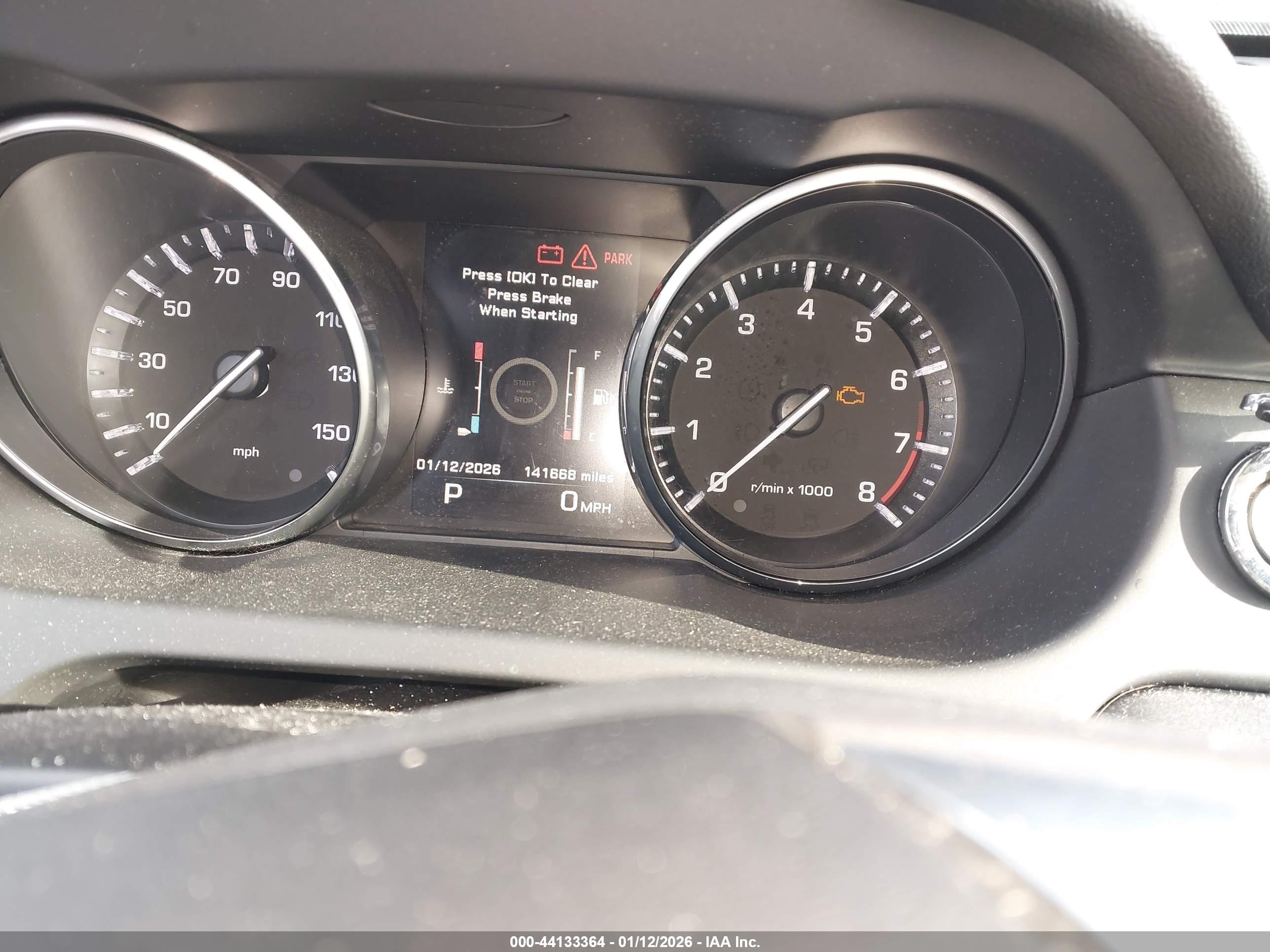 LAND ROVER image 7