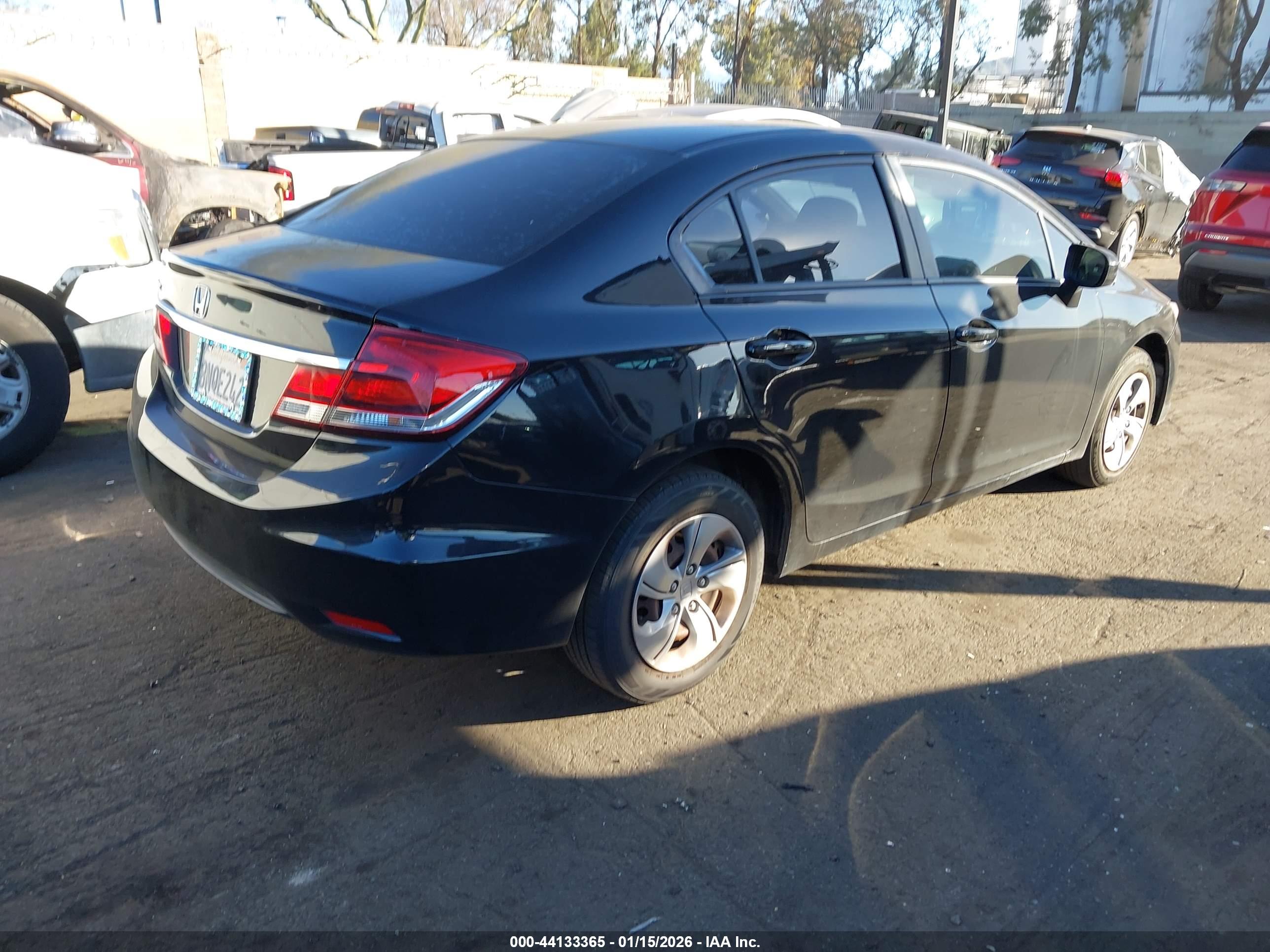 HONDA CIVIC image 4
