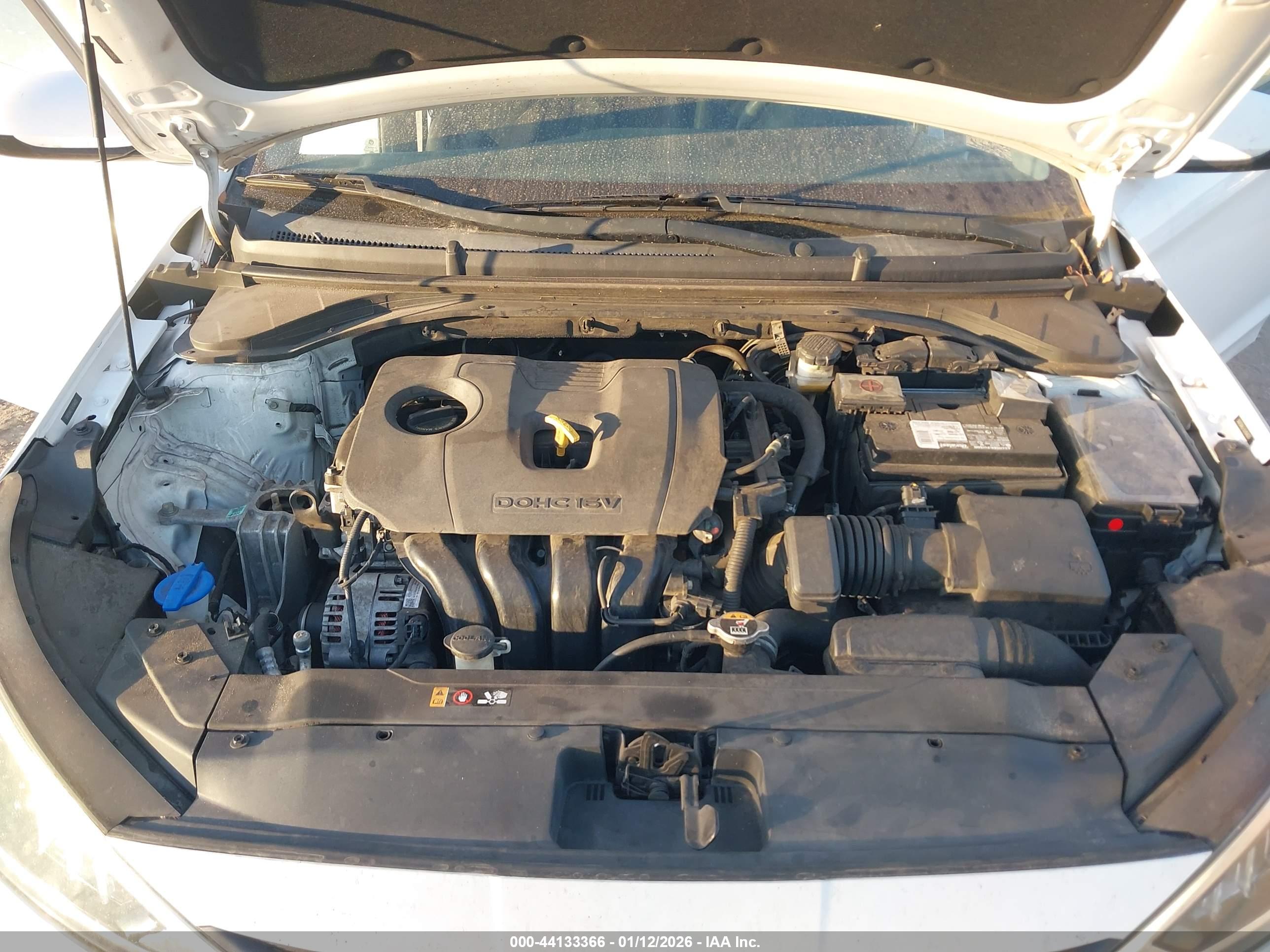 HYUNDAI ELANTRA image 10