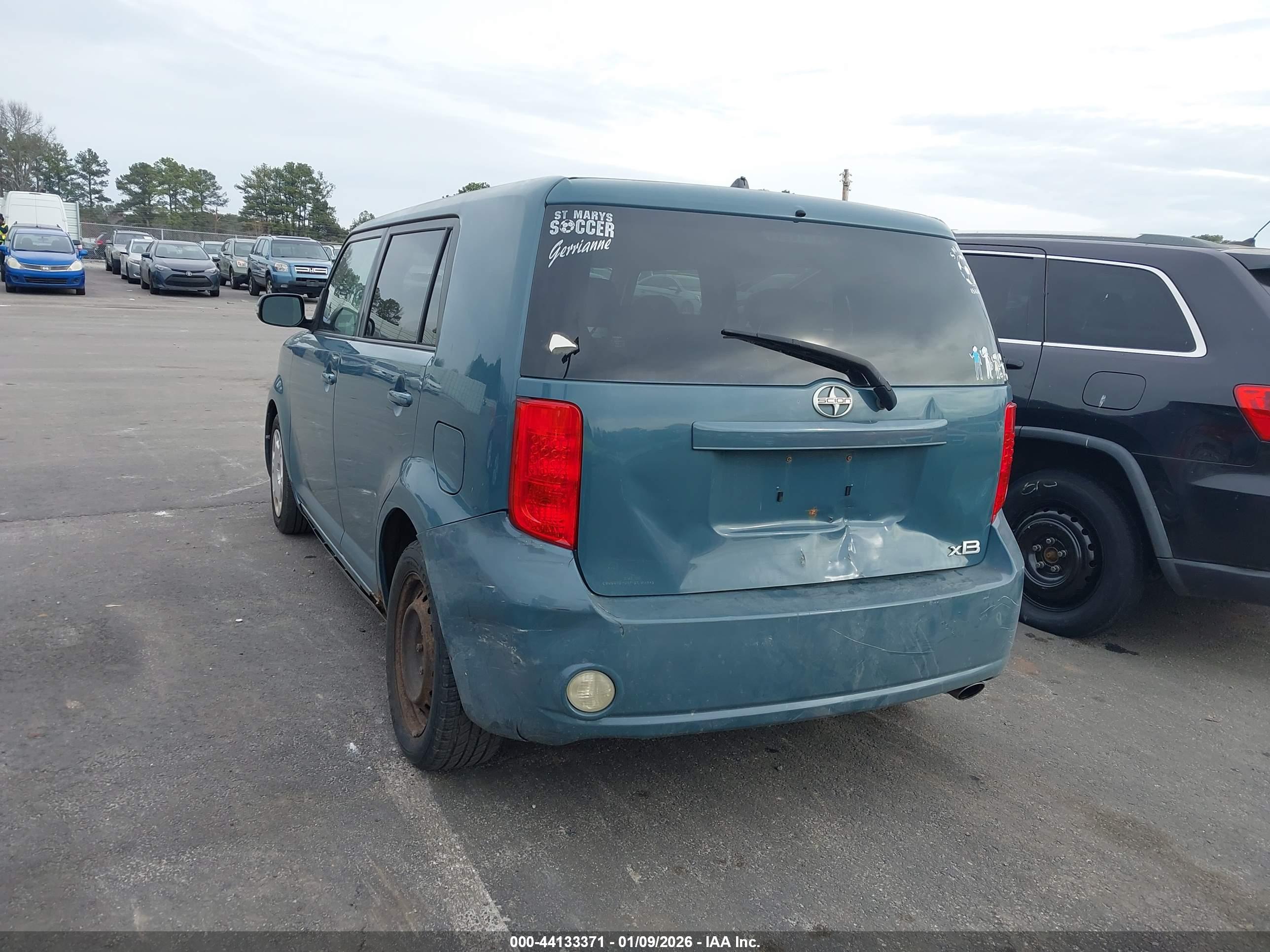 SCION XB image 3