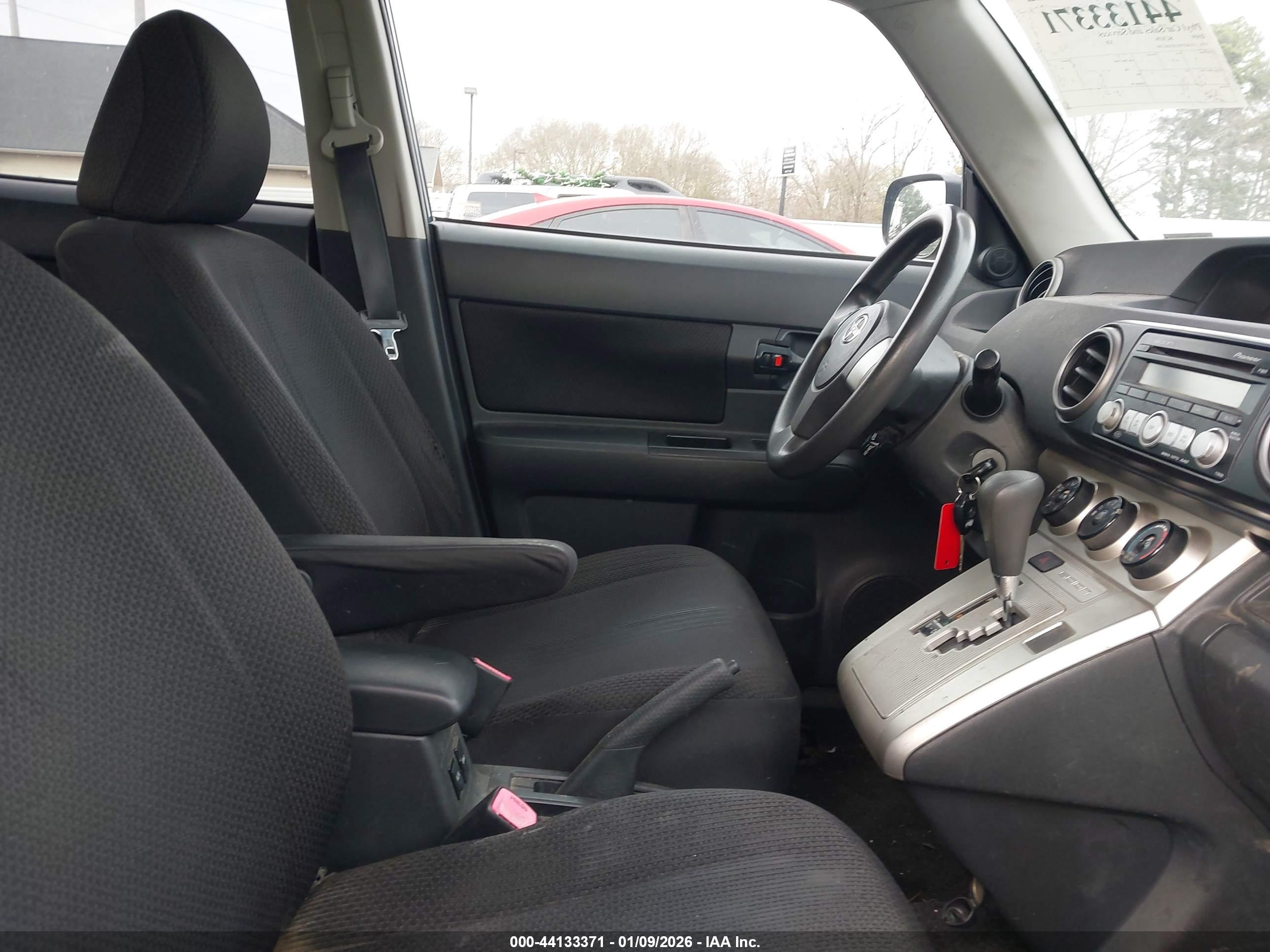 SCION XB image 5