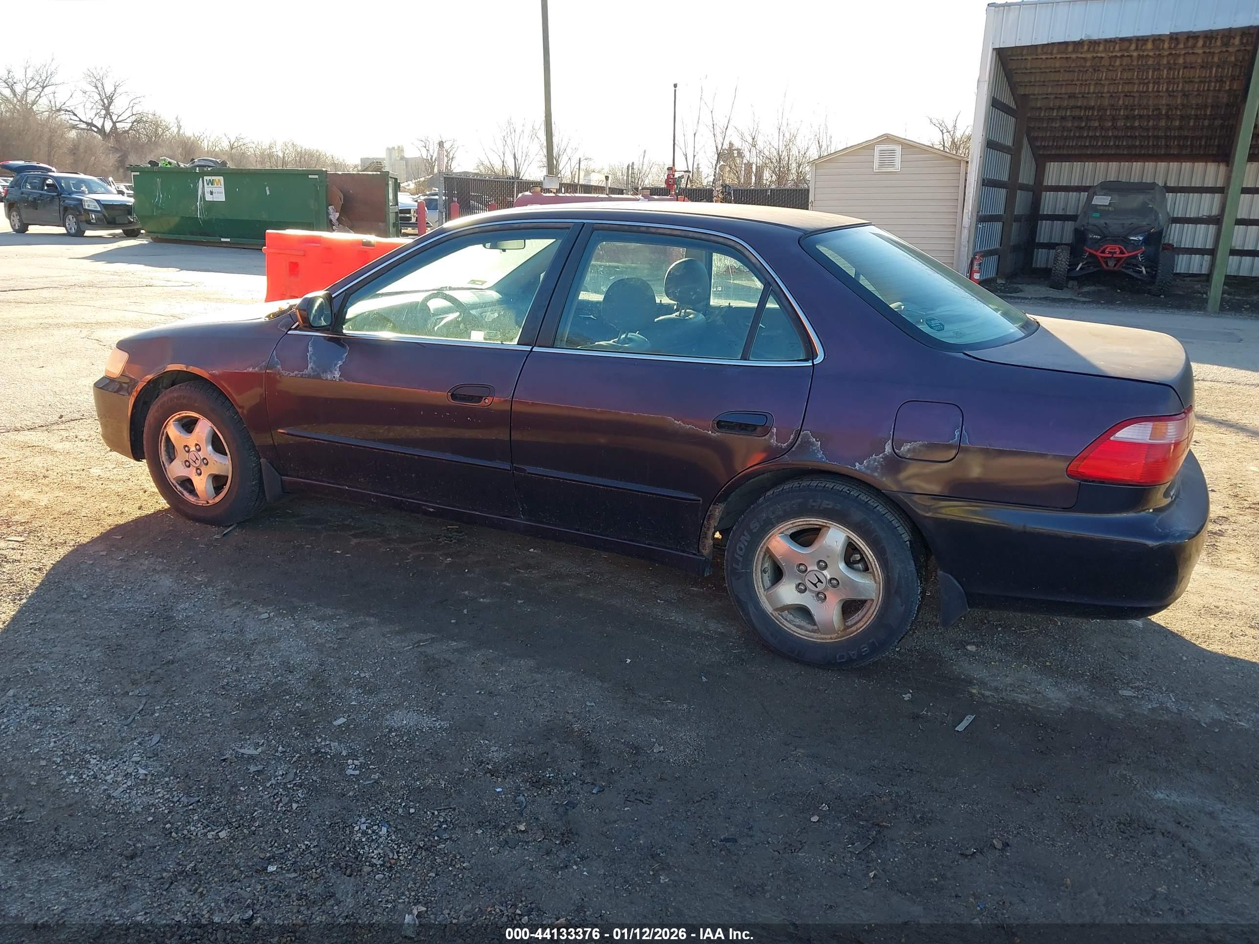 HONDA ACCORD image 3