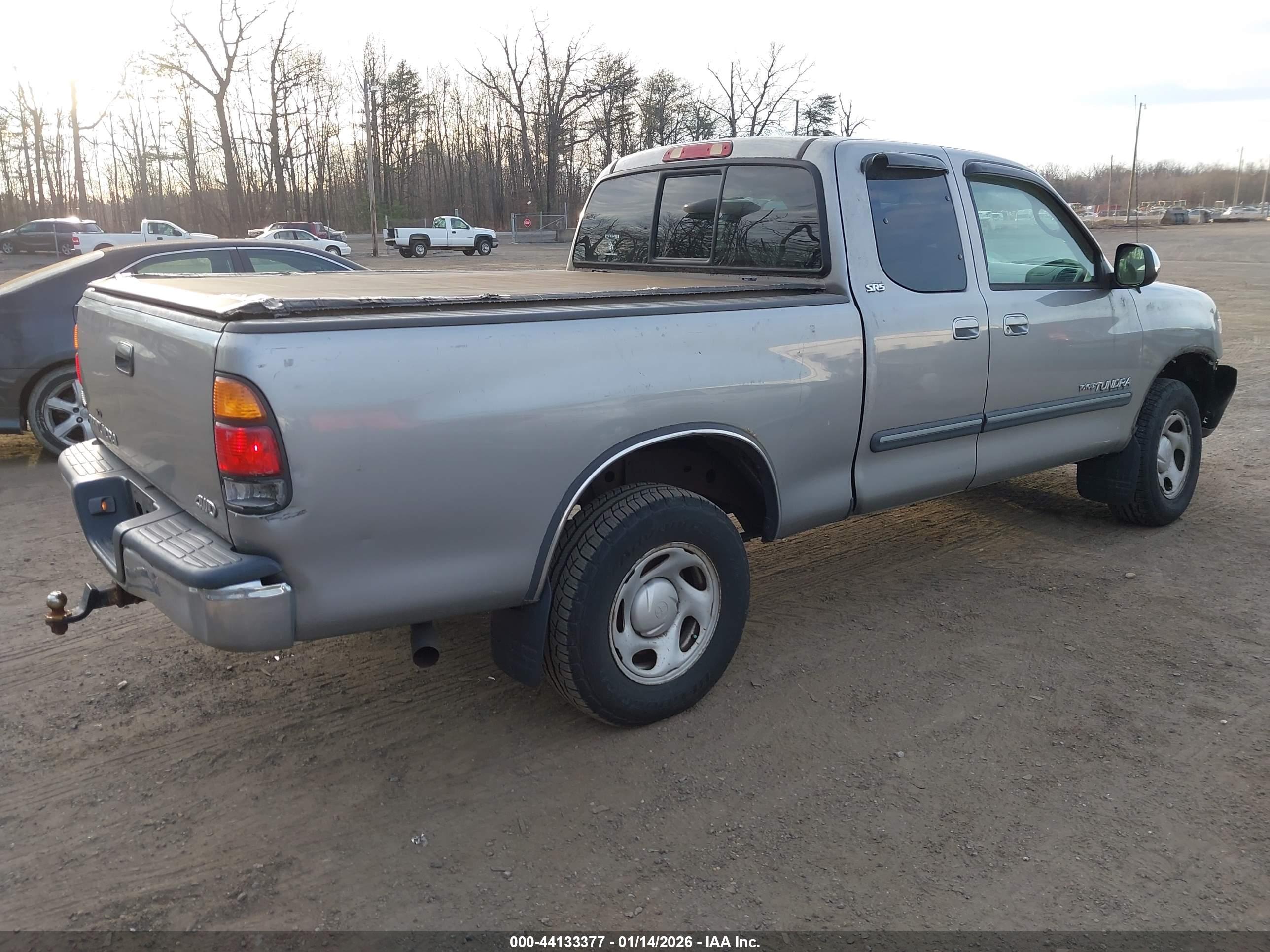 TOYOTA TUNDRA image 4
