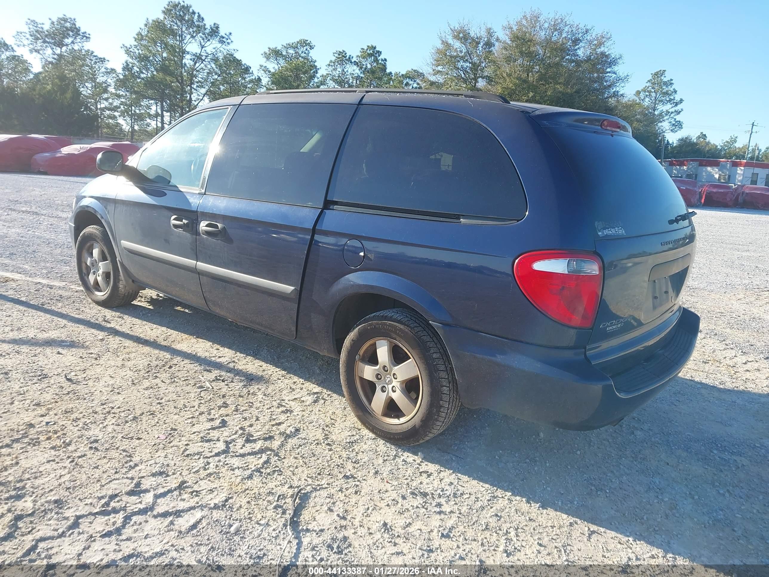 DODGE GRAND image 3