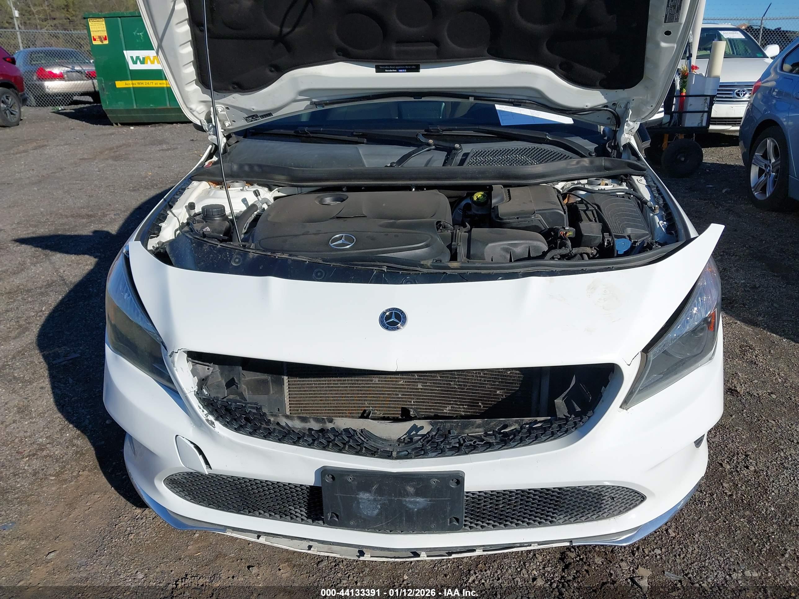 MERCEDES-BENZ CLA image 6