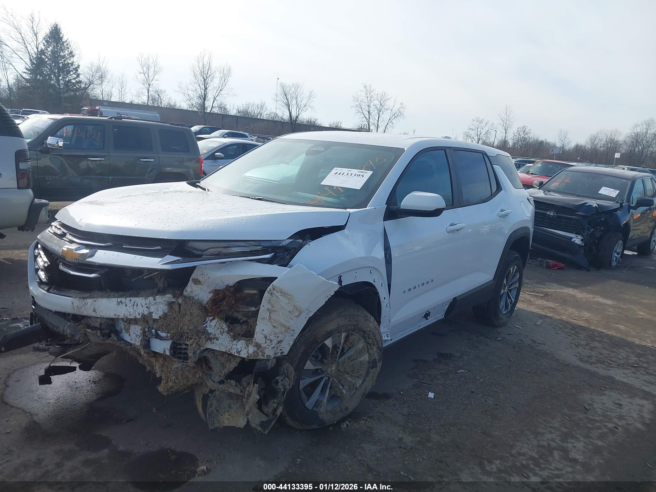 CHEVROLET EQUINOX image 2