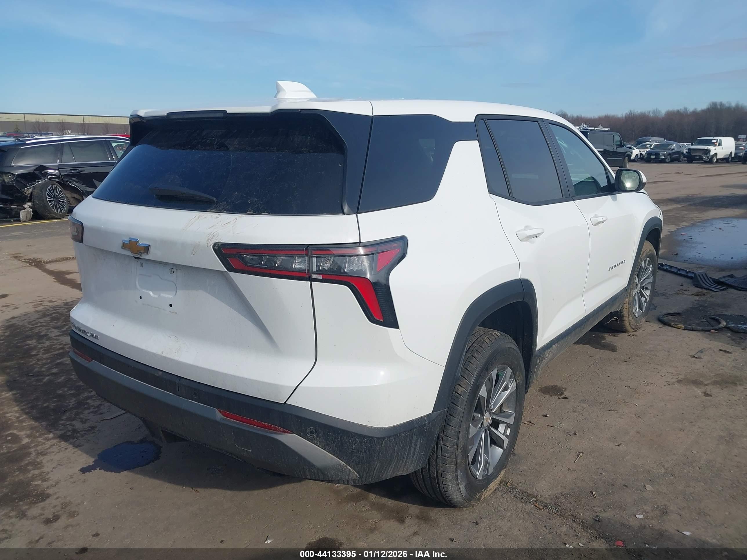 CHEVROLET EQUINOX image 4