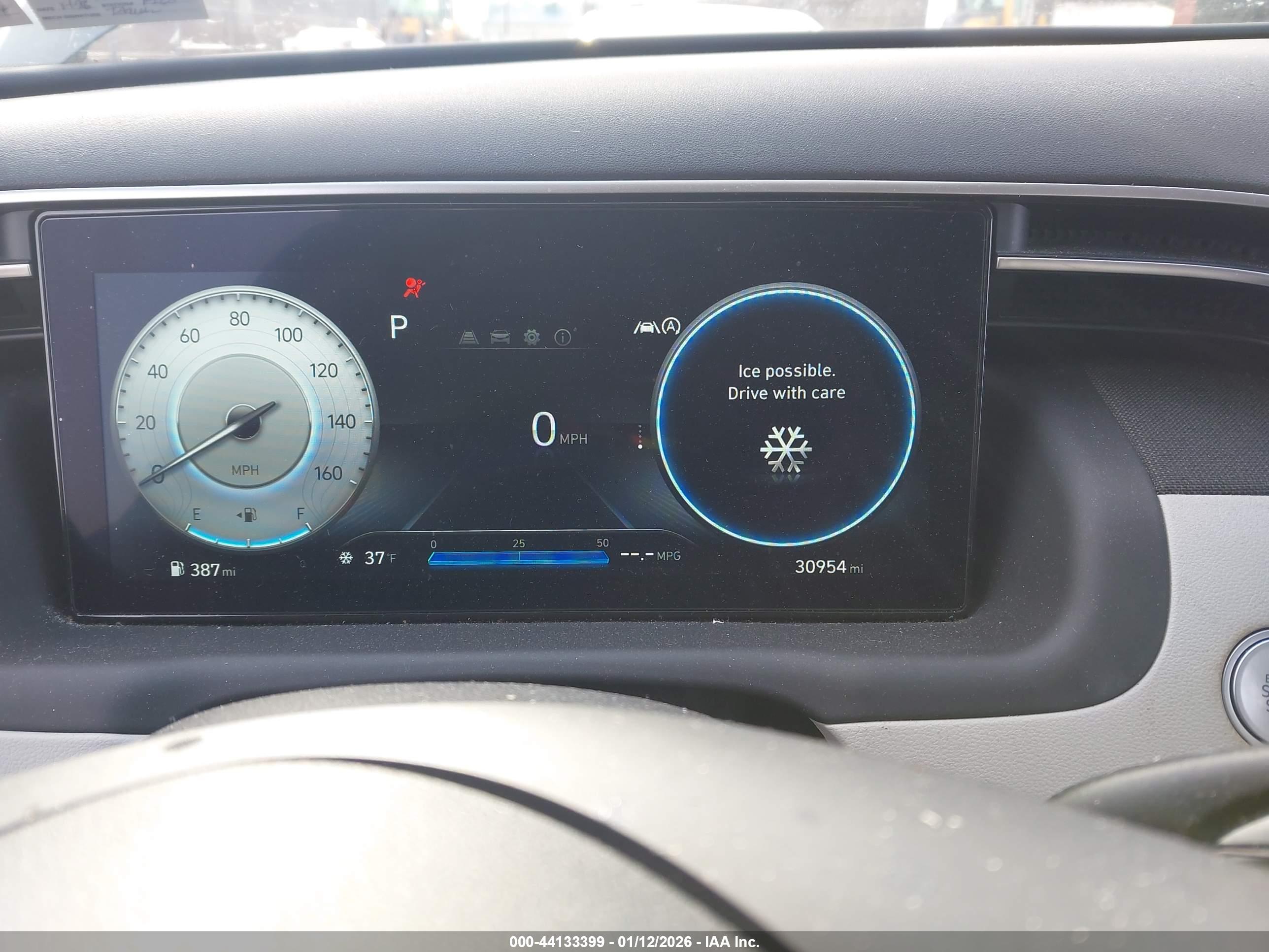 HYUNDAI TUCSON image 7