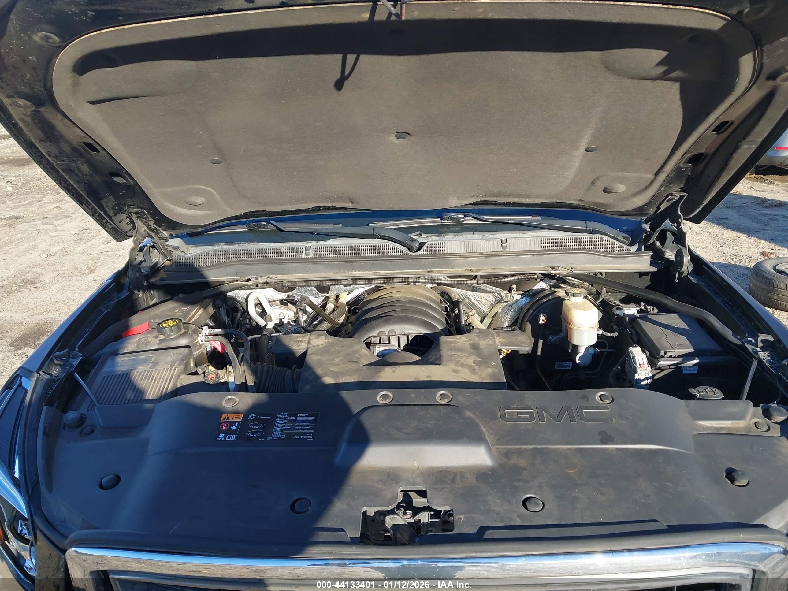 GMC YUKON image 10