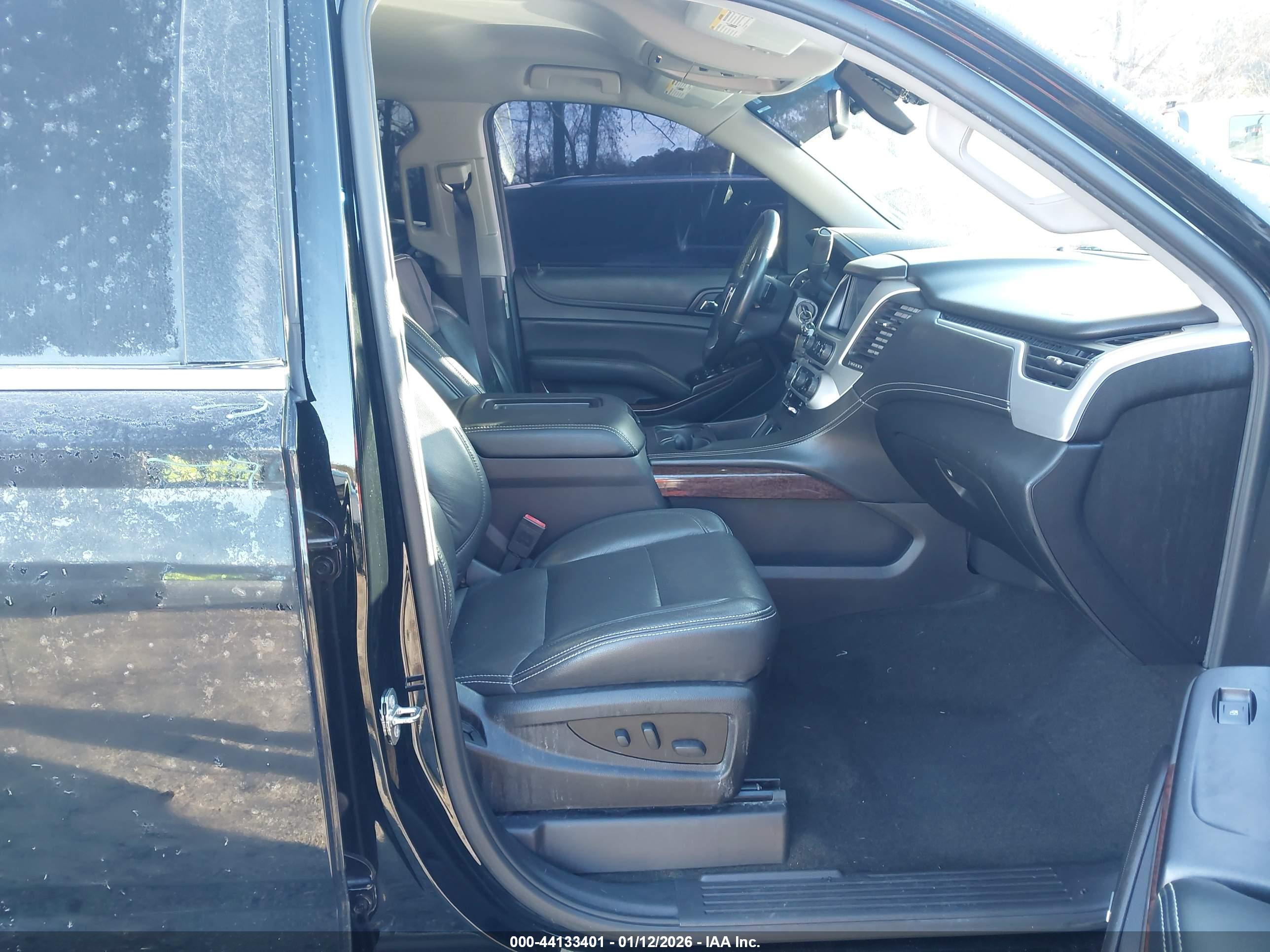 GMC YUKON image 5