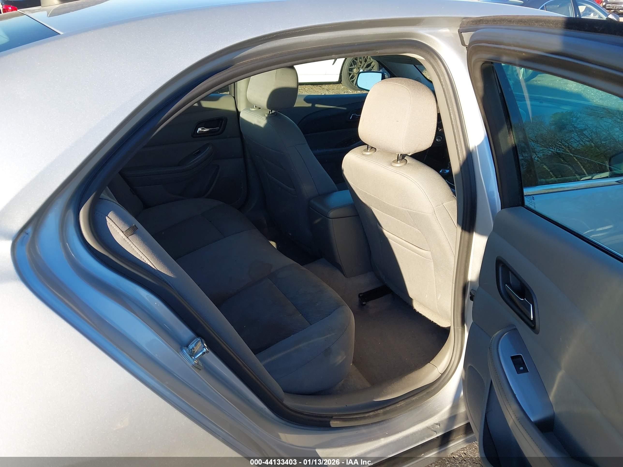 CHEVROLET MALIBU image 8