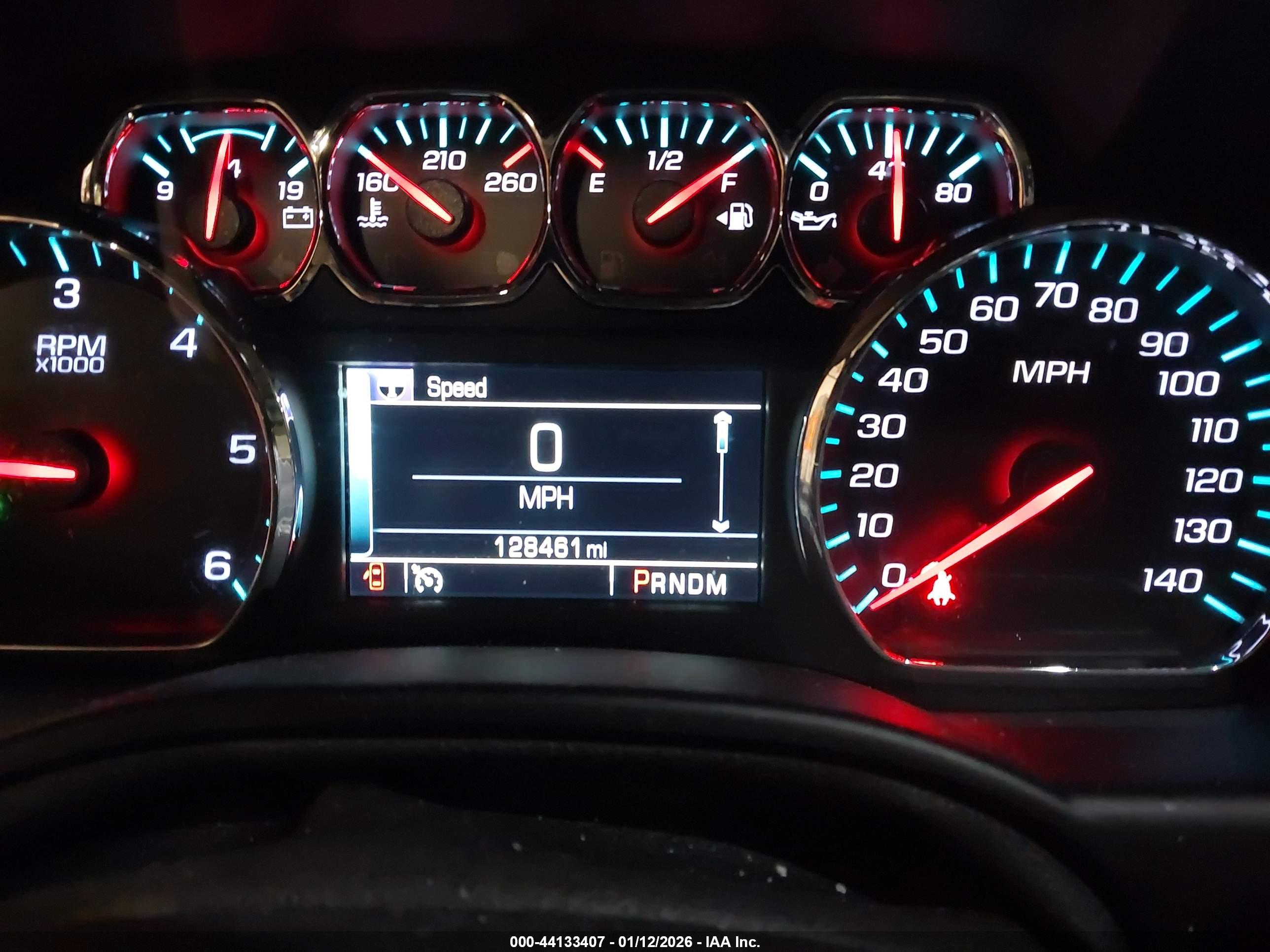 CHEVROLET SUBURBAN image 7