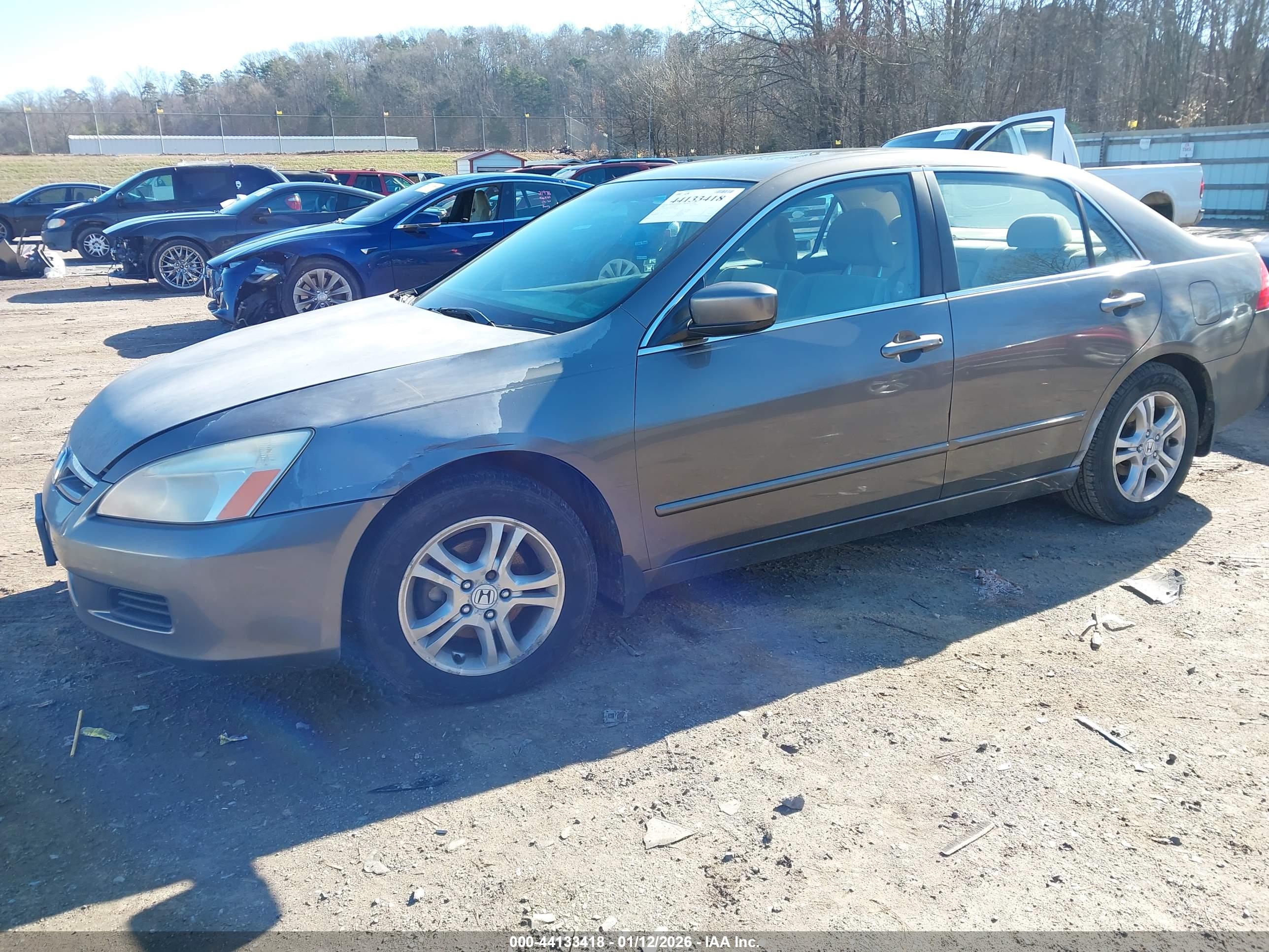 HONDA ACCORD image 2