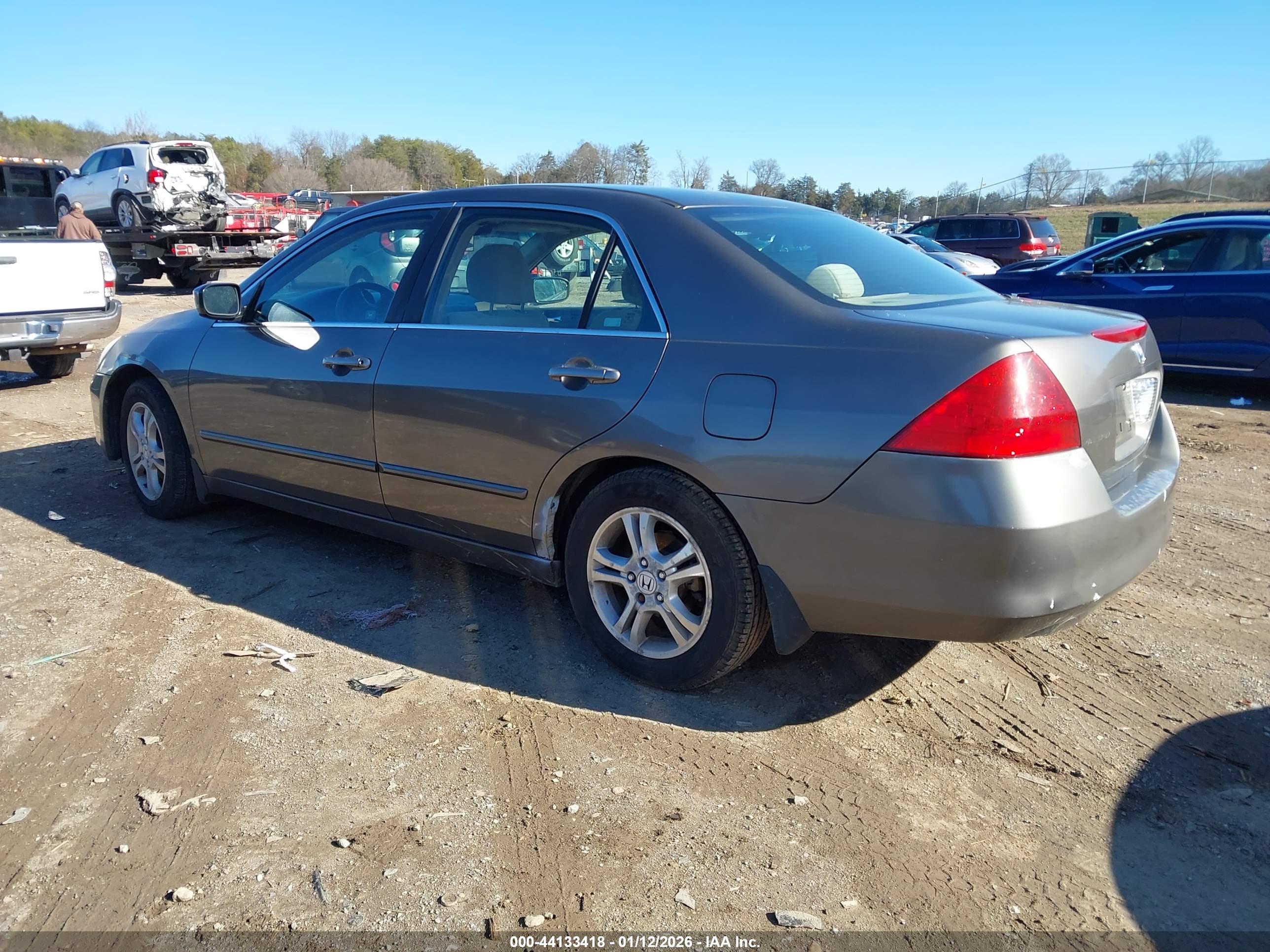 HONDA ACCORD image 3