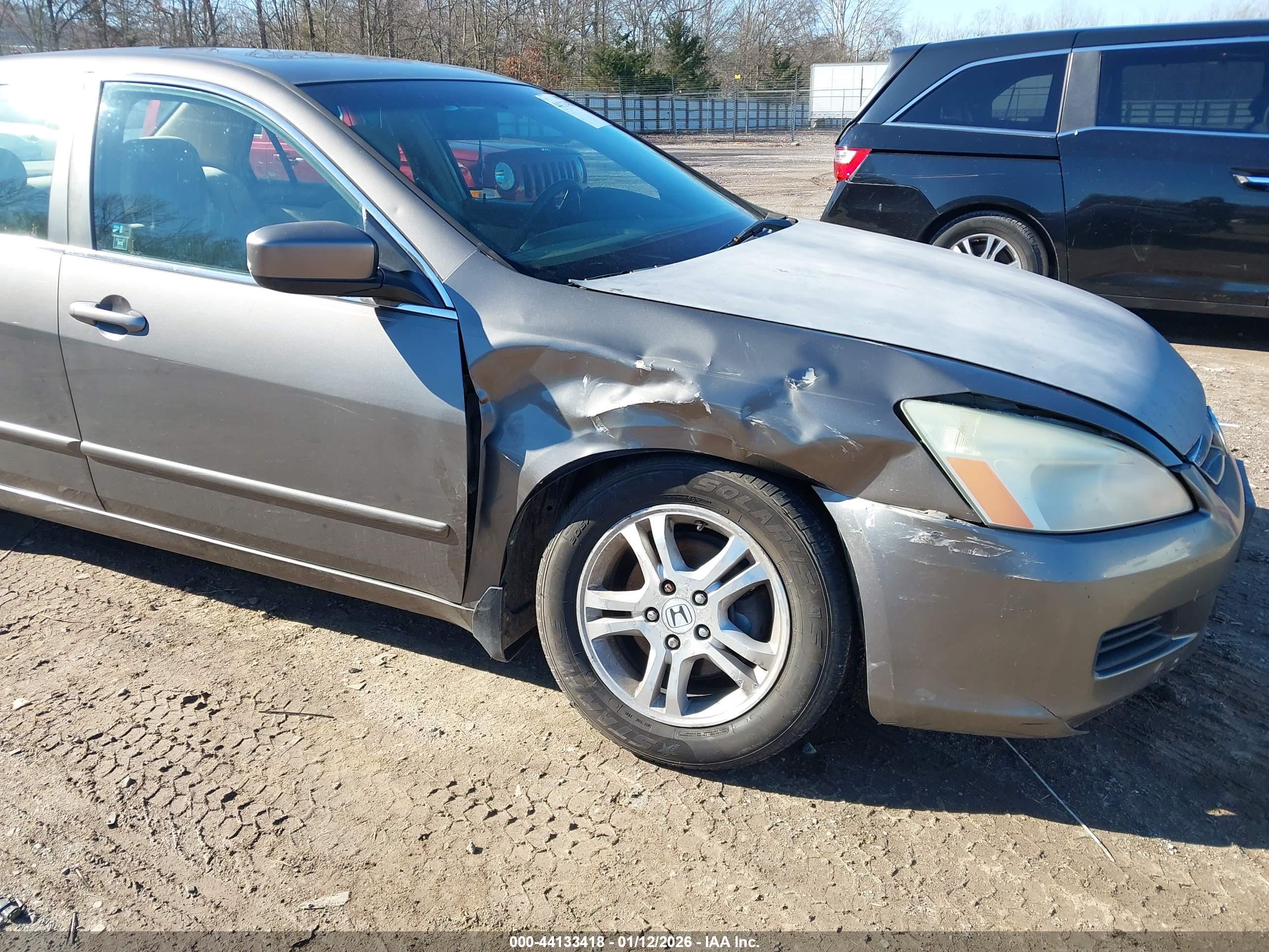 HONDA ACCORD image 6