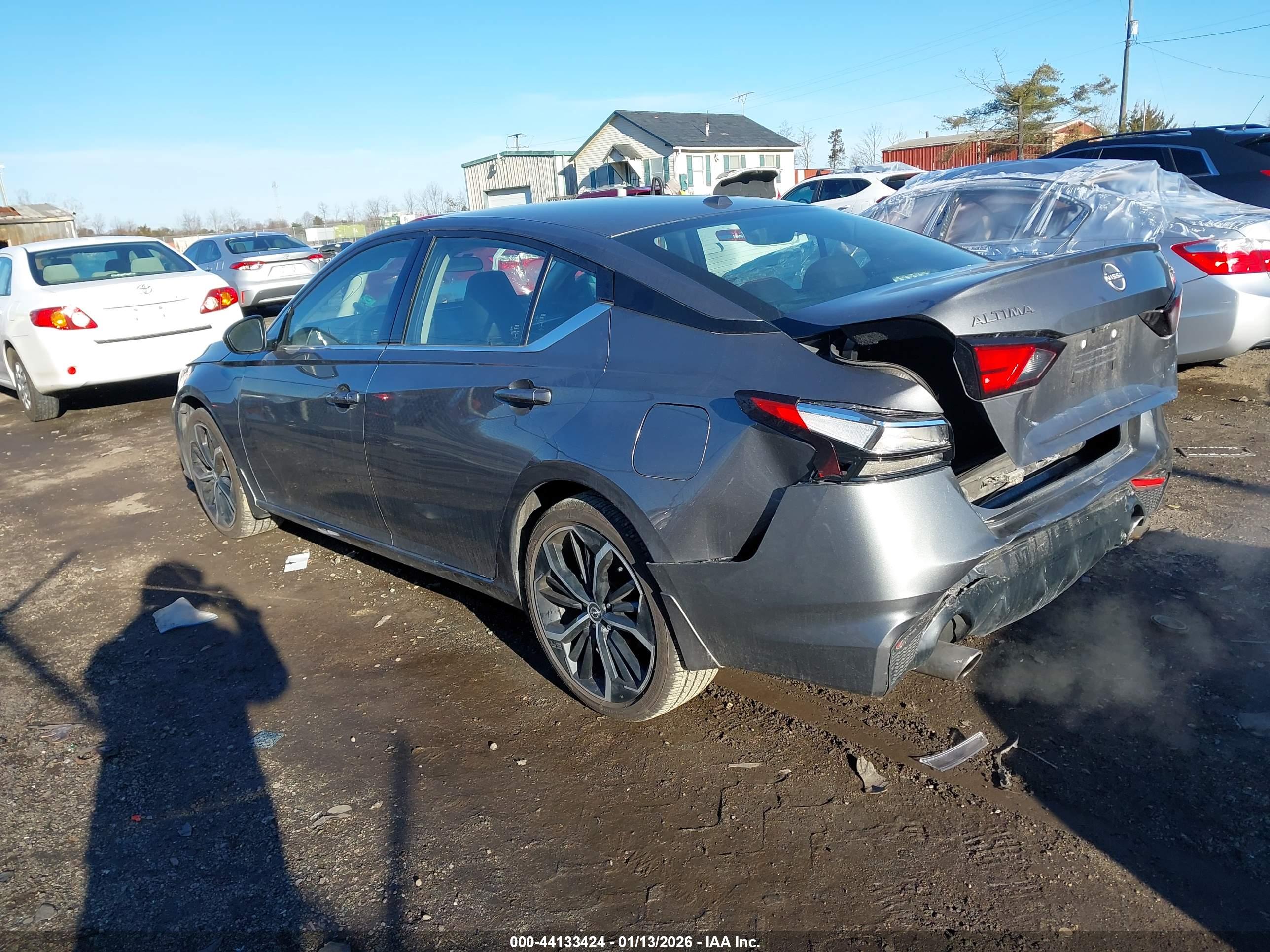 NISSAN ALTIMA image 3