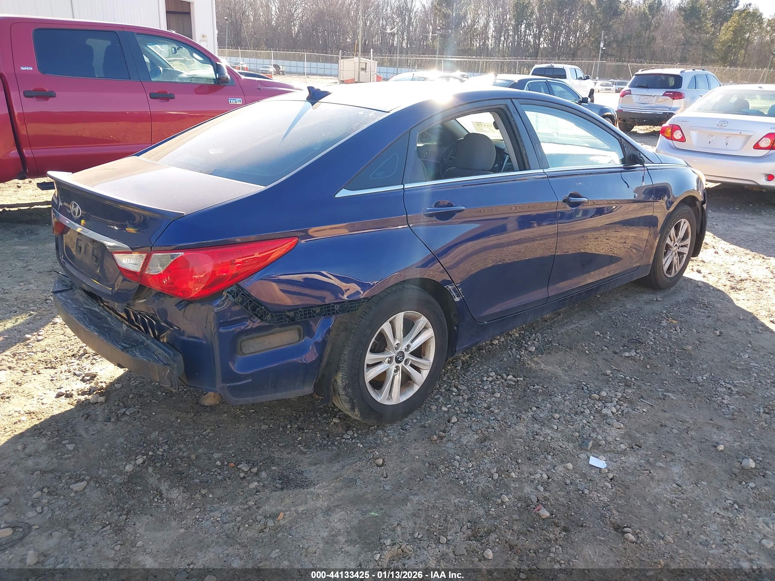 HYUNDAI SONATA image 4