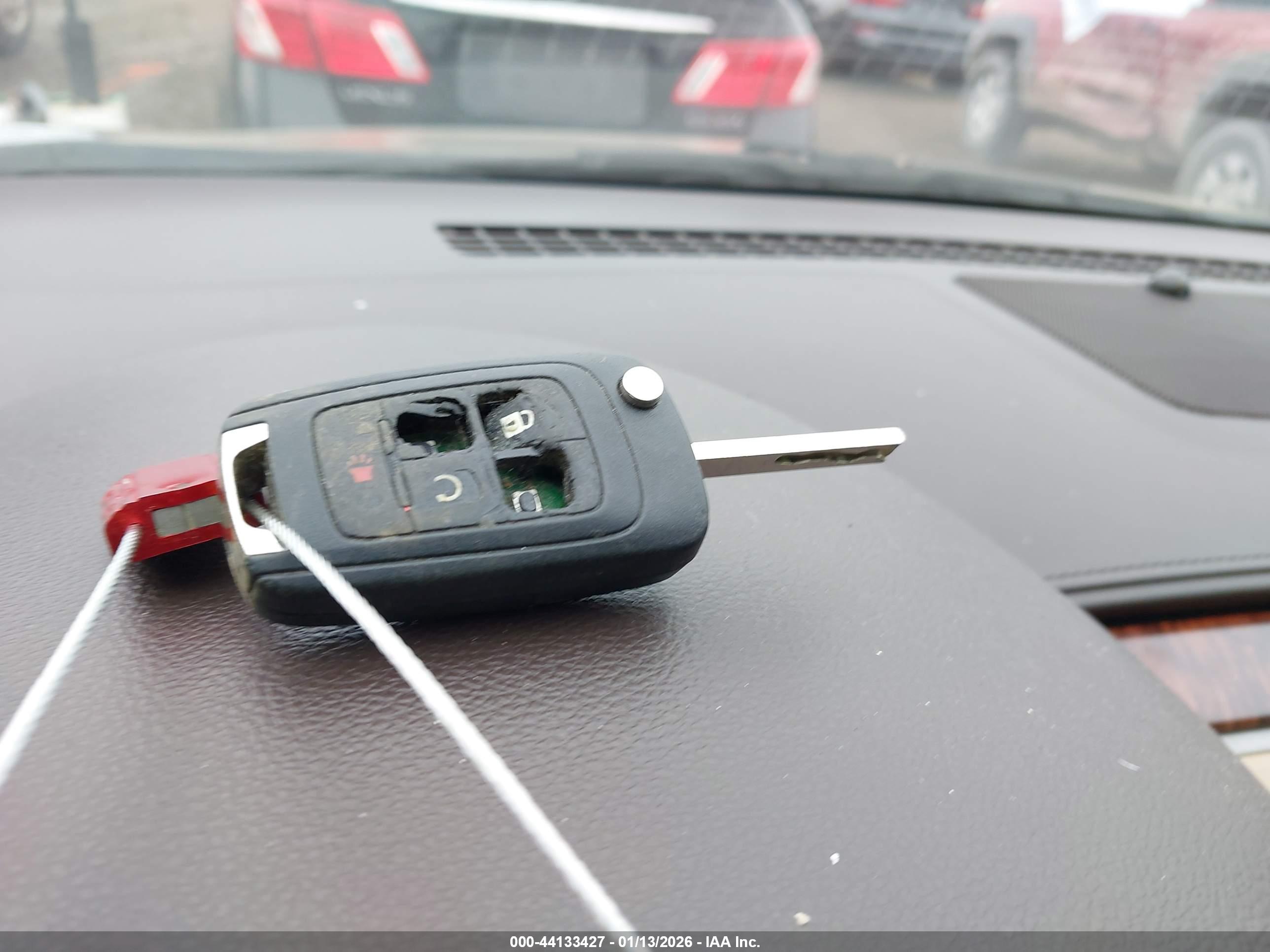 BUICK LACROSSE image 11