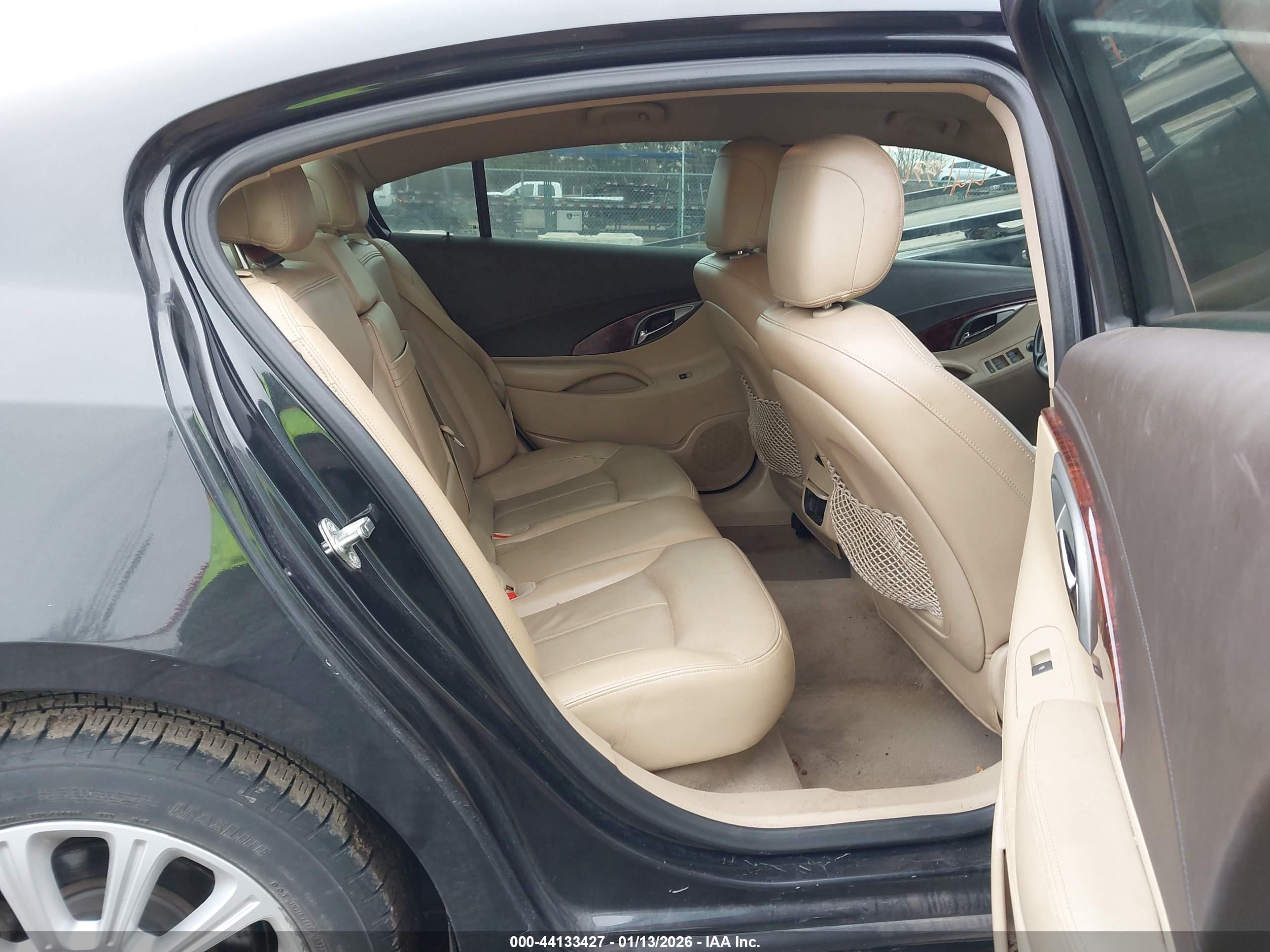 BUICK LACROSSE image 8