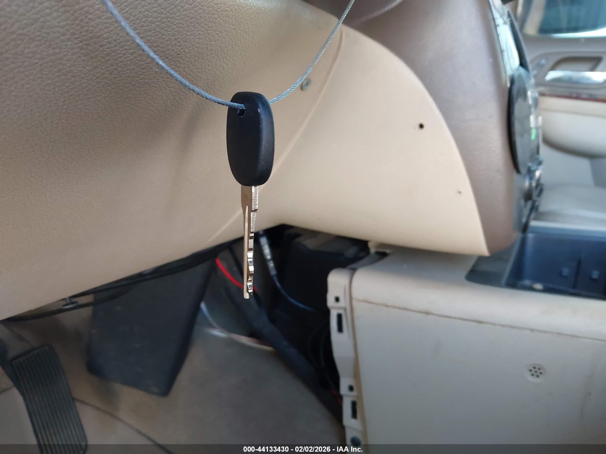 GMC SIERRA image 11