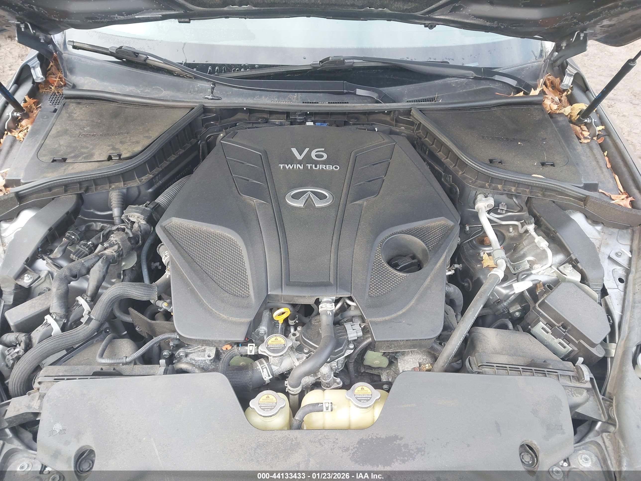 INFINITI Q50 image 10
