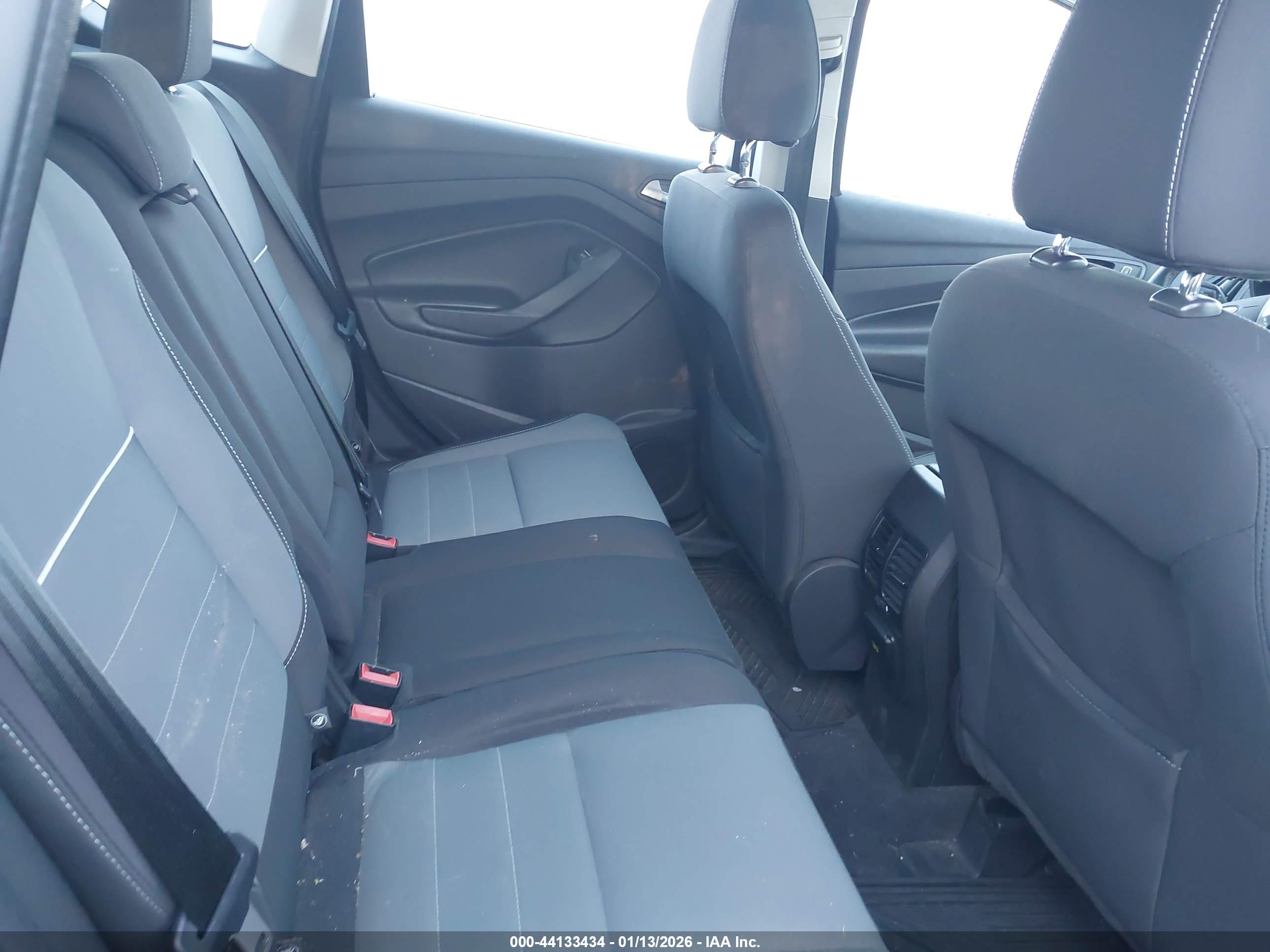 FORD C-MAX image 8