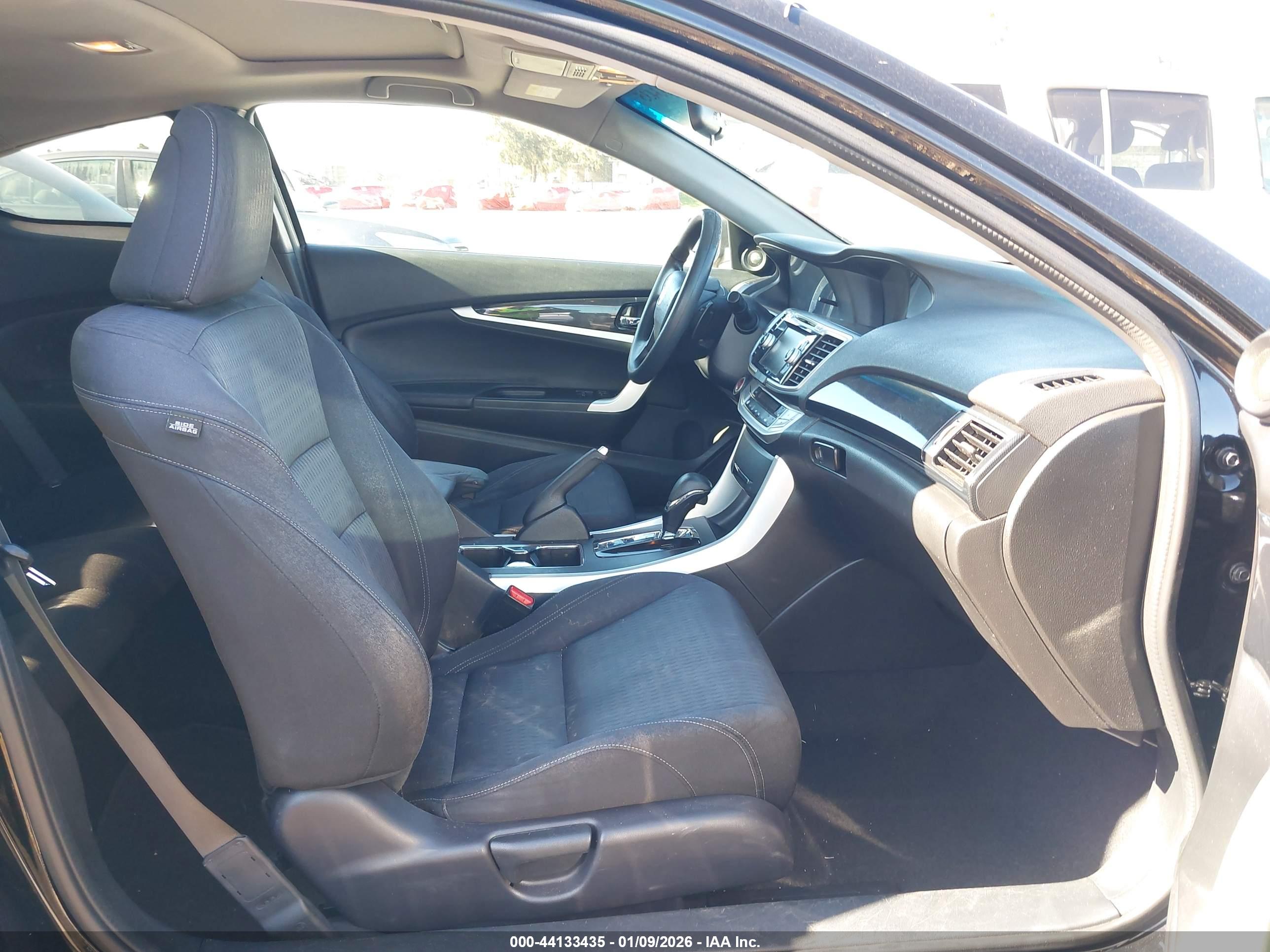 HONDA ACCORD image 5