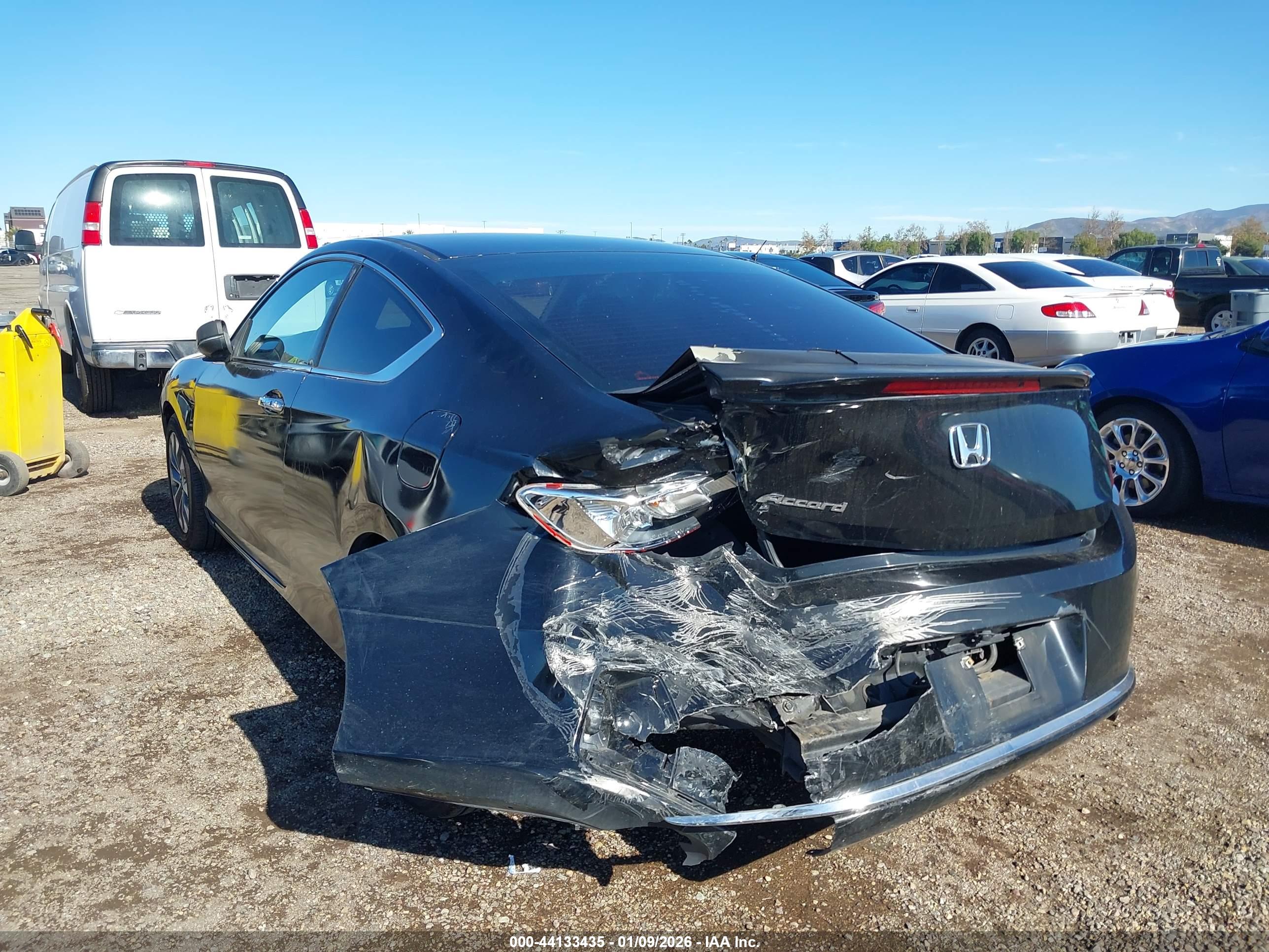 HONDA ACCORD image 6