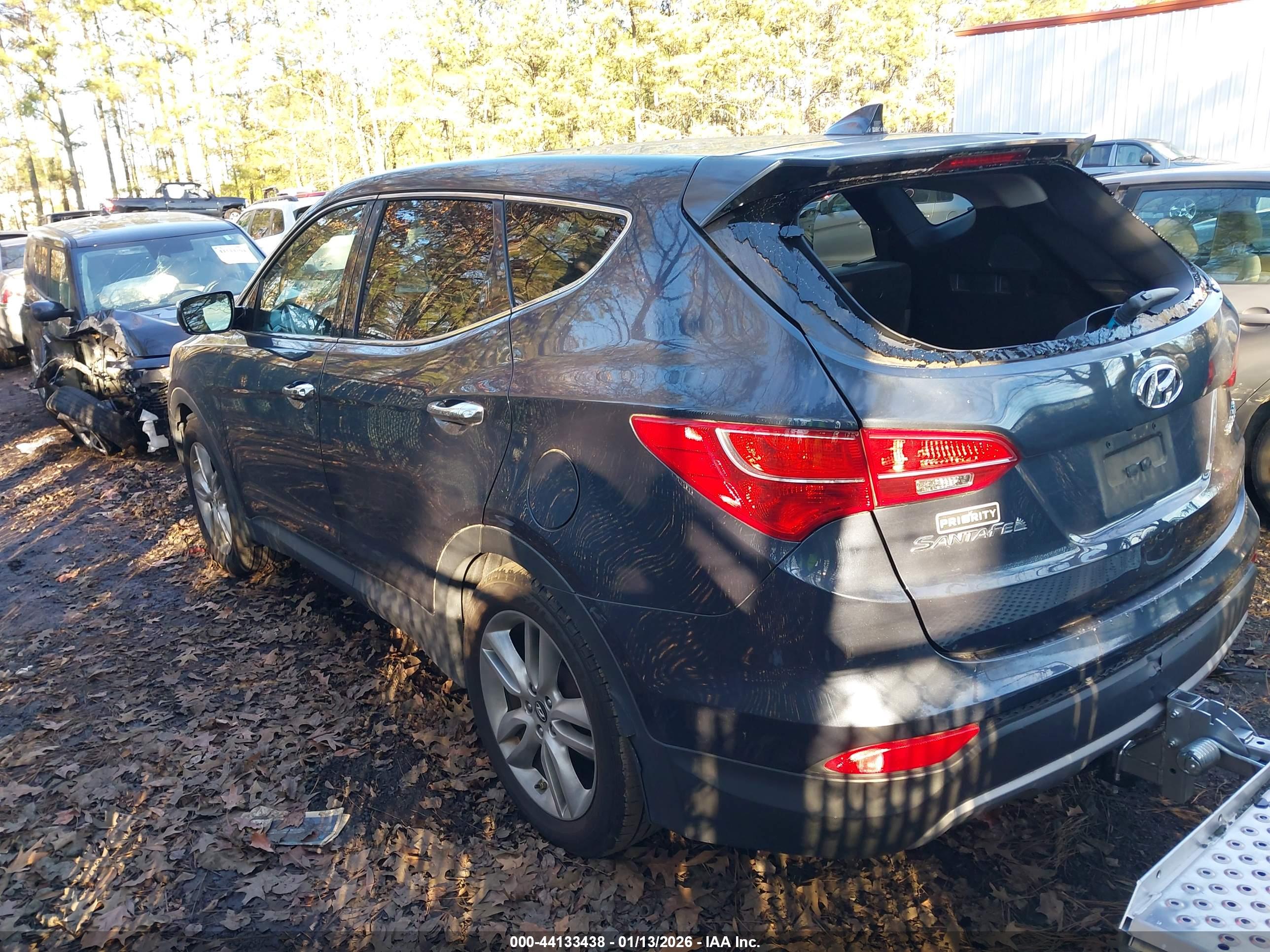 HYUNDAI SANTA image 3